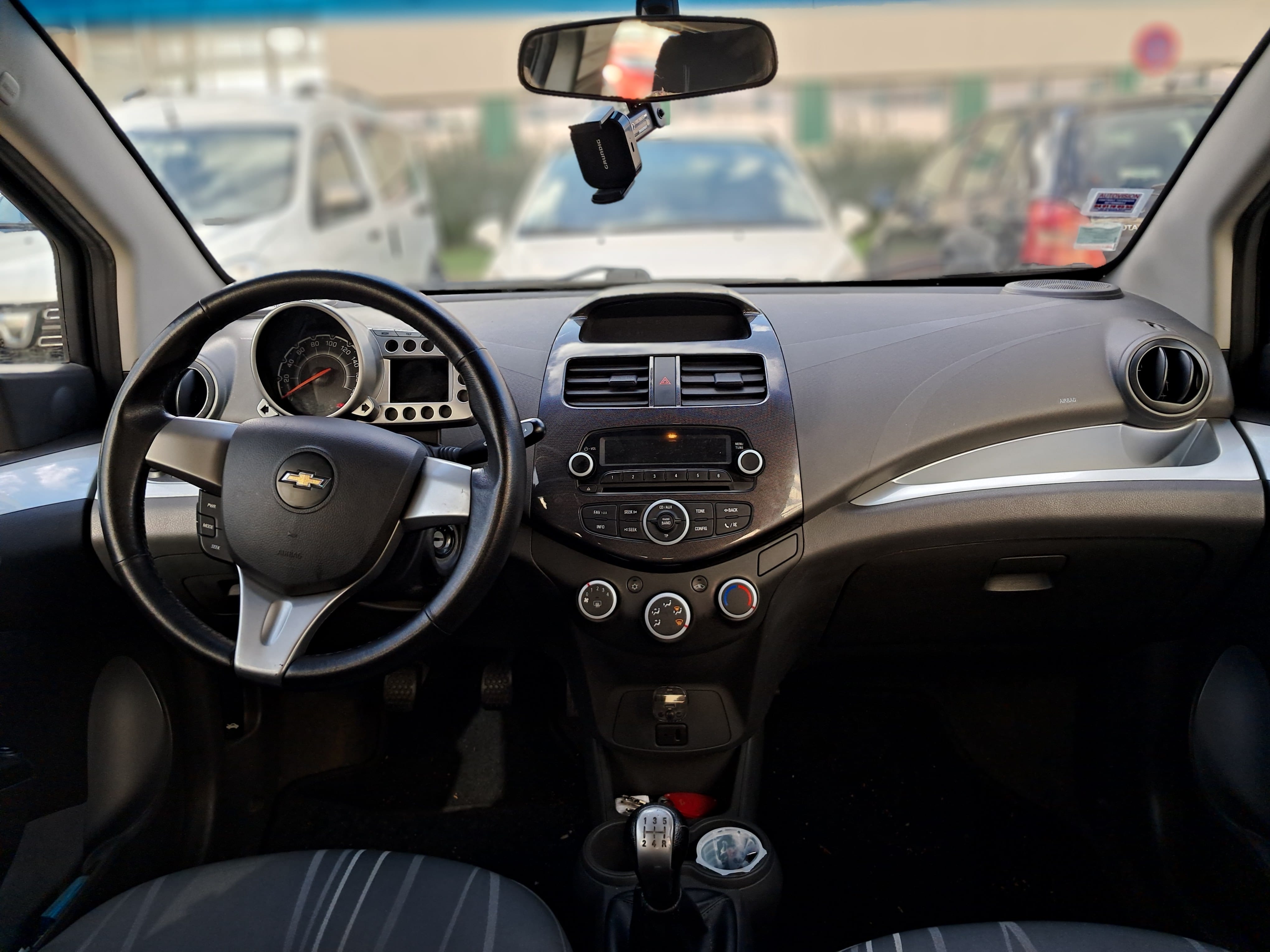 Chevrolet Spark EV 2LT with Audio / iPod input