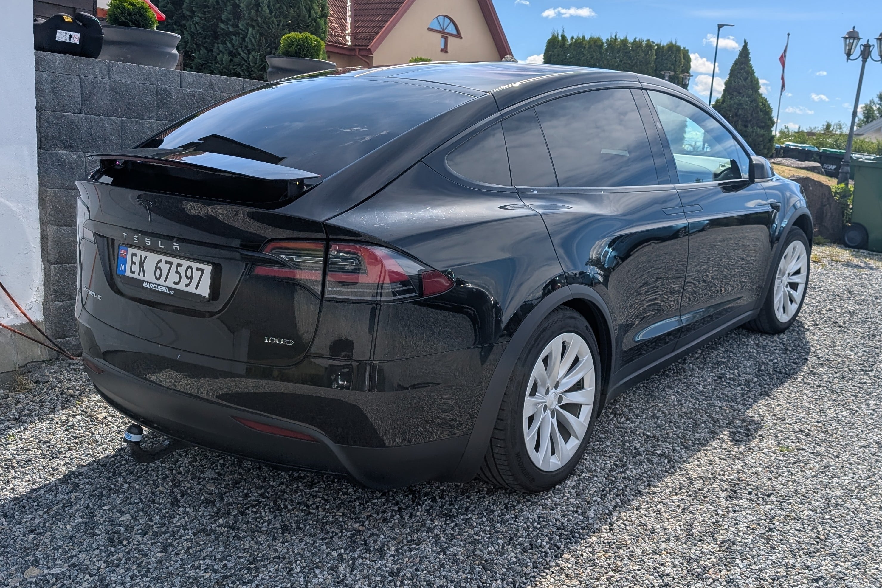 Tesla Model X 100D med Ryggekamera