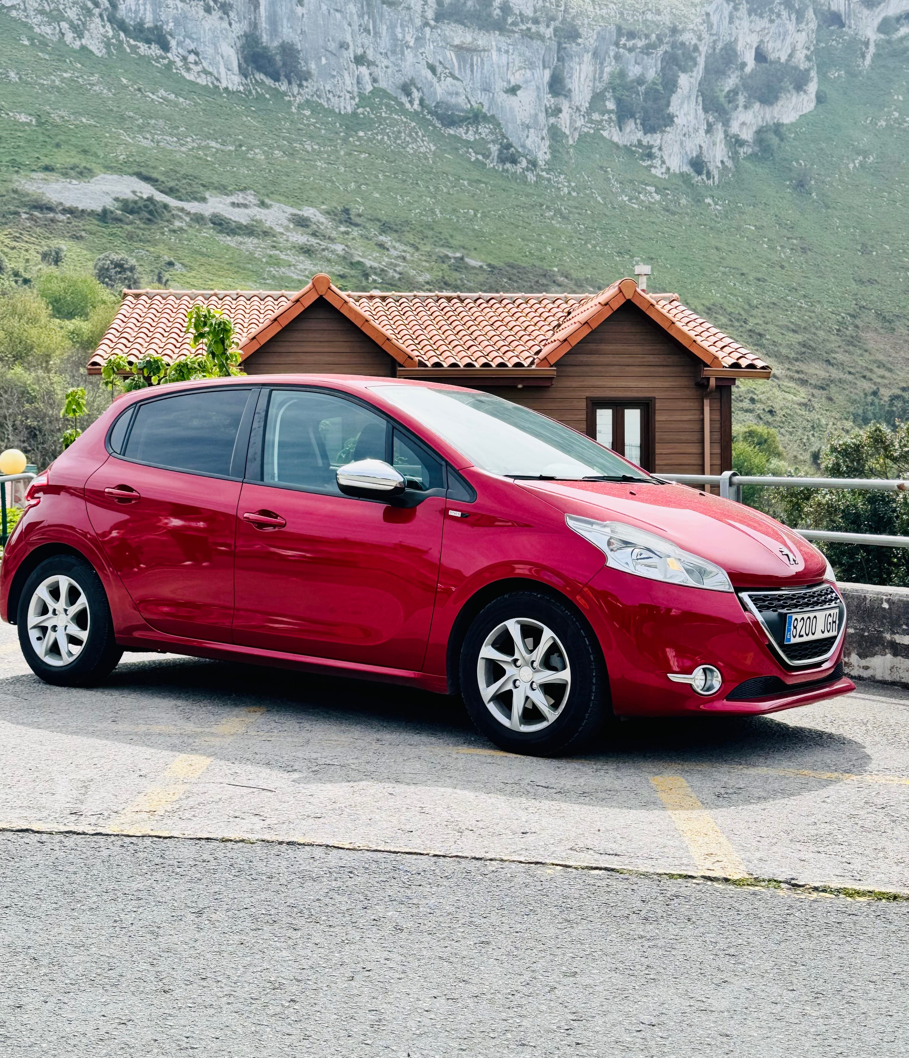 Peugeot 208 con GPS