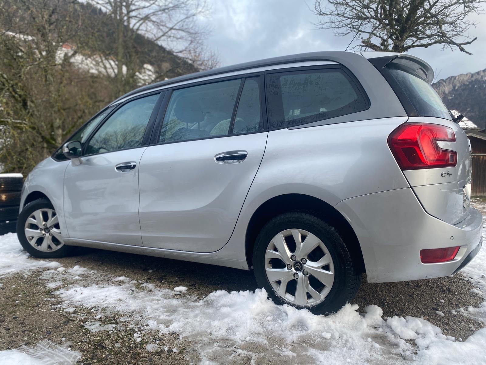 Citroen C4 Picasso avec Siège bébé