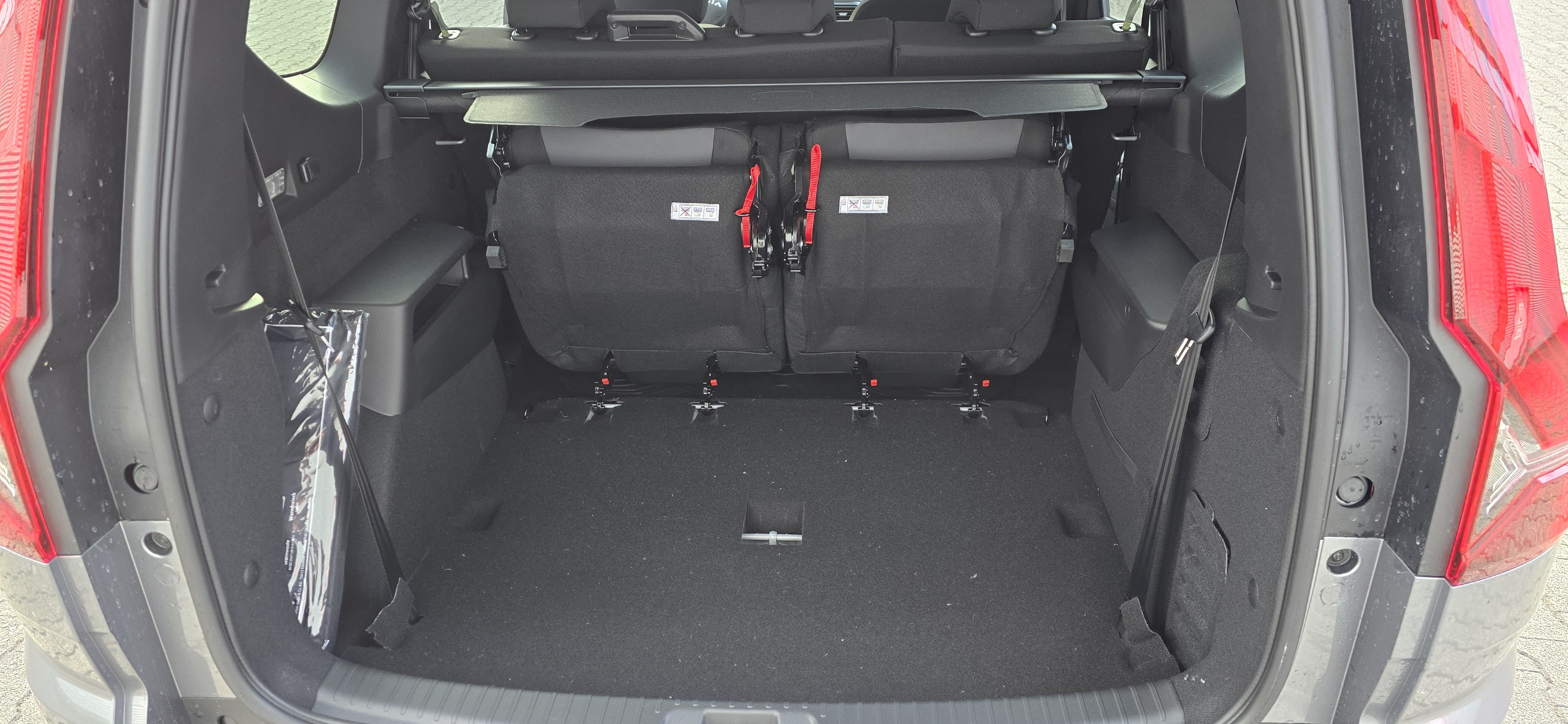 Dacia Jogger 5+2 Sitze, (fast) Neuwagen avec Audio Bluetooth