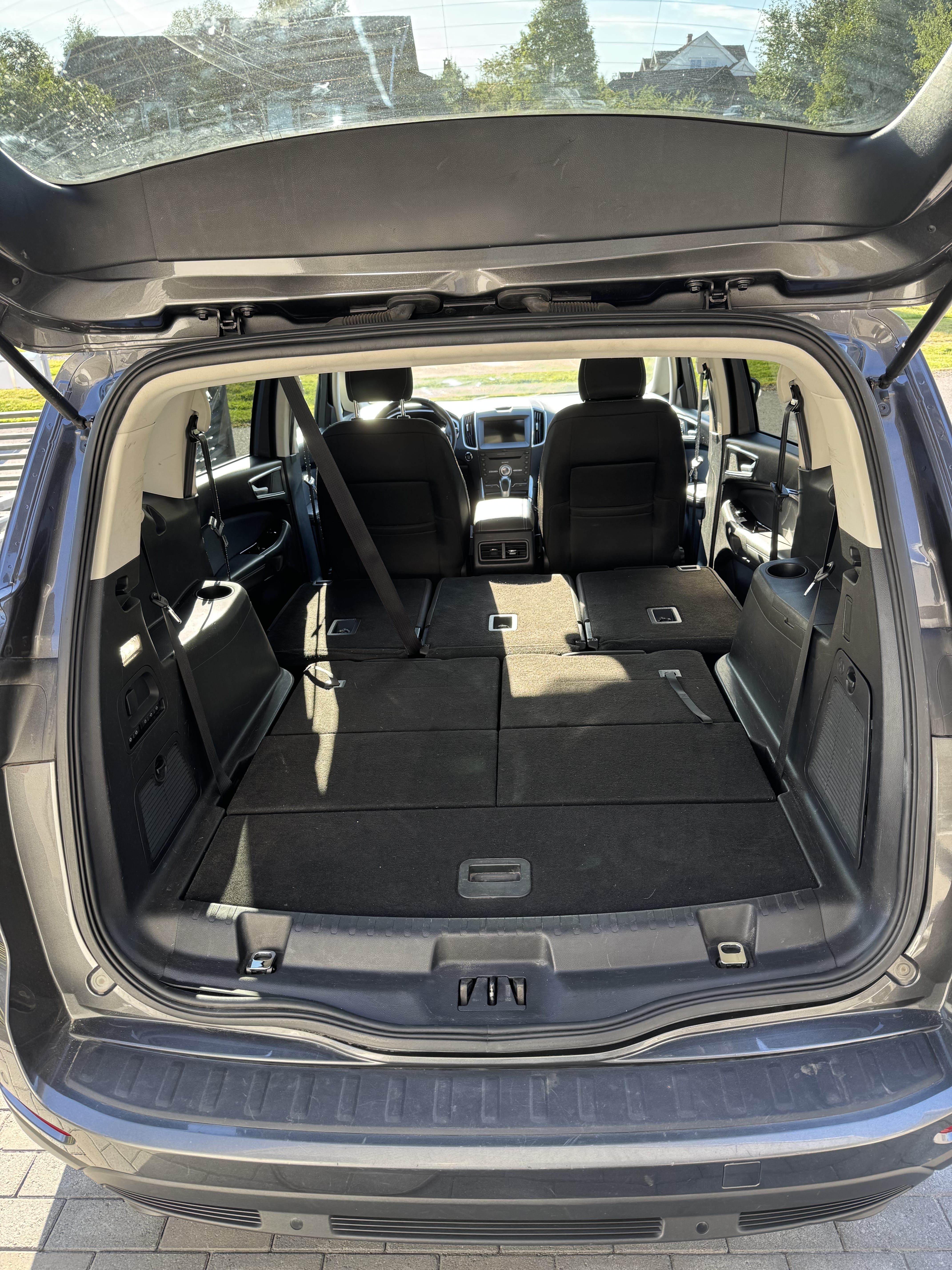 Ford S-Max with Apple CarPlay