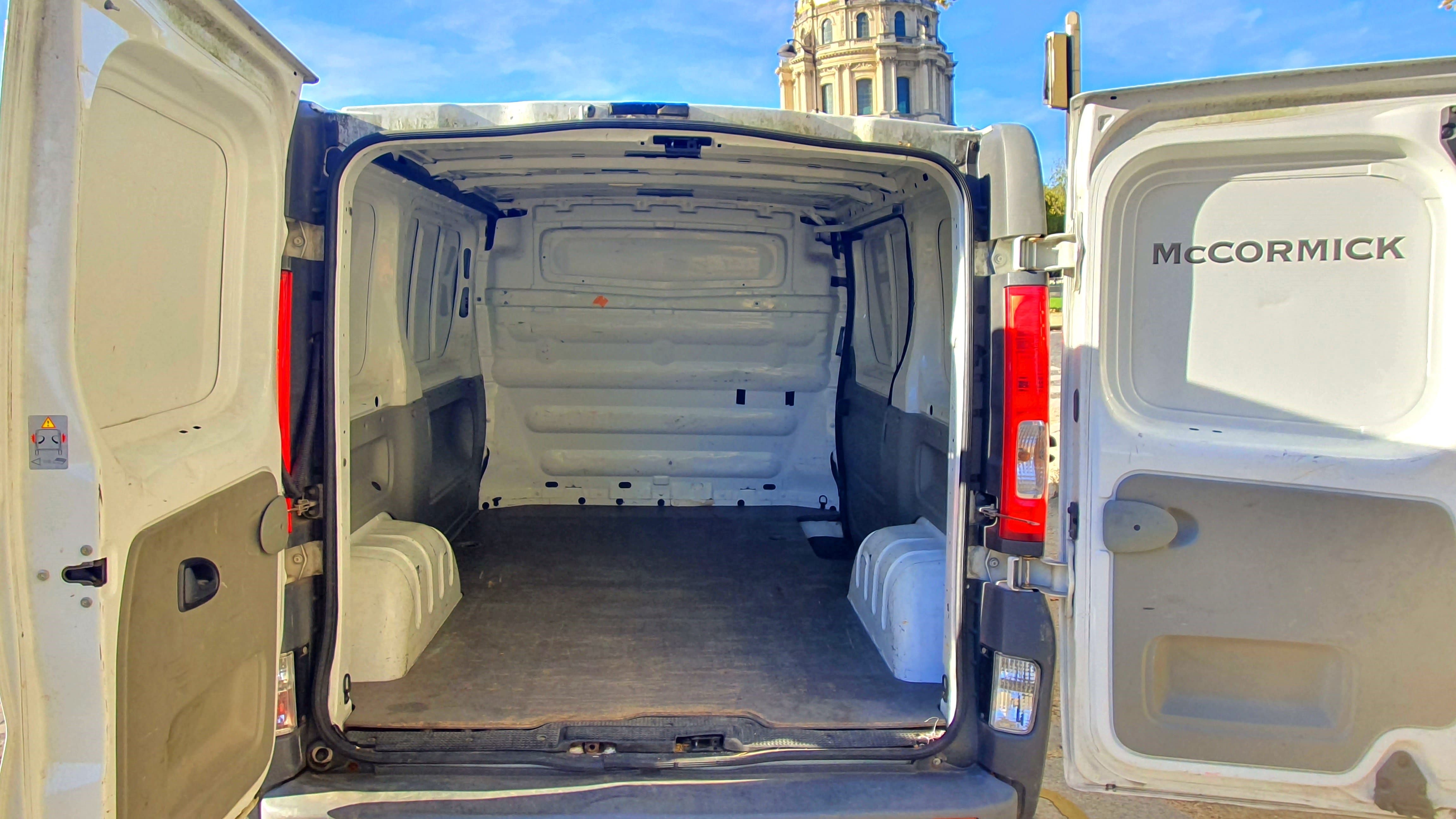 Renault Trafic Avec Caméra de recul - 6M3 - 3 places avec Climatisation