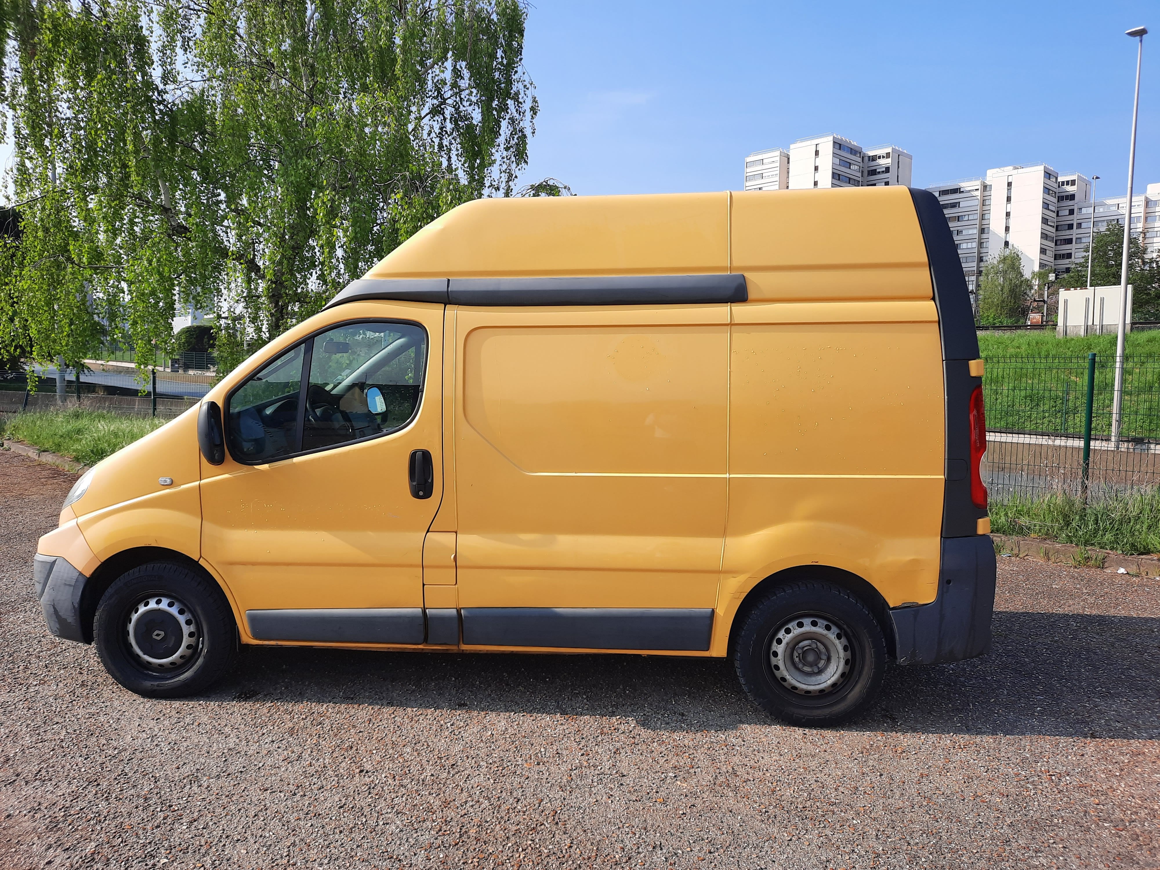 Renault Trafic avec Entrée audio / iPod
