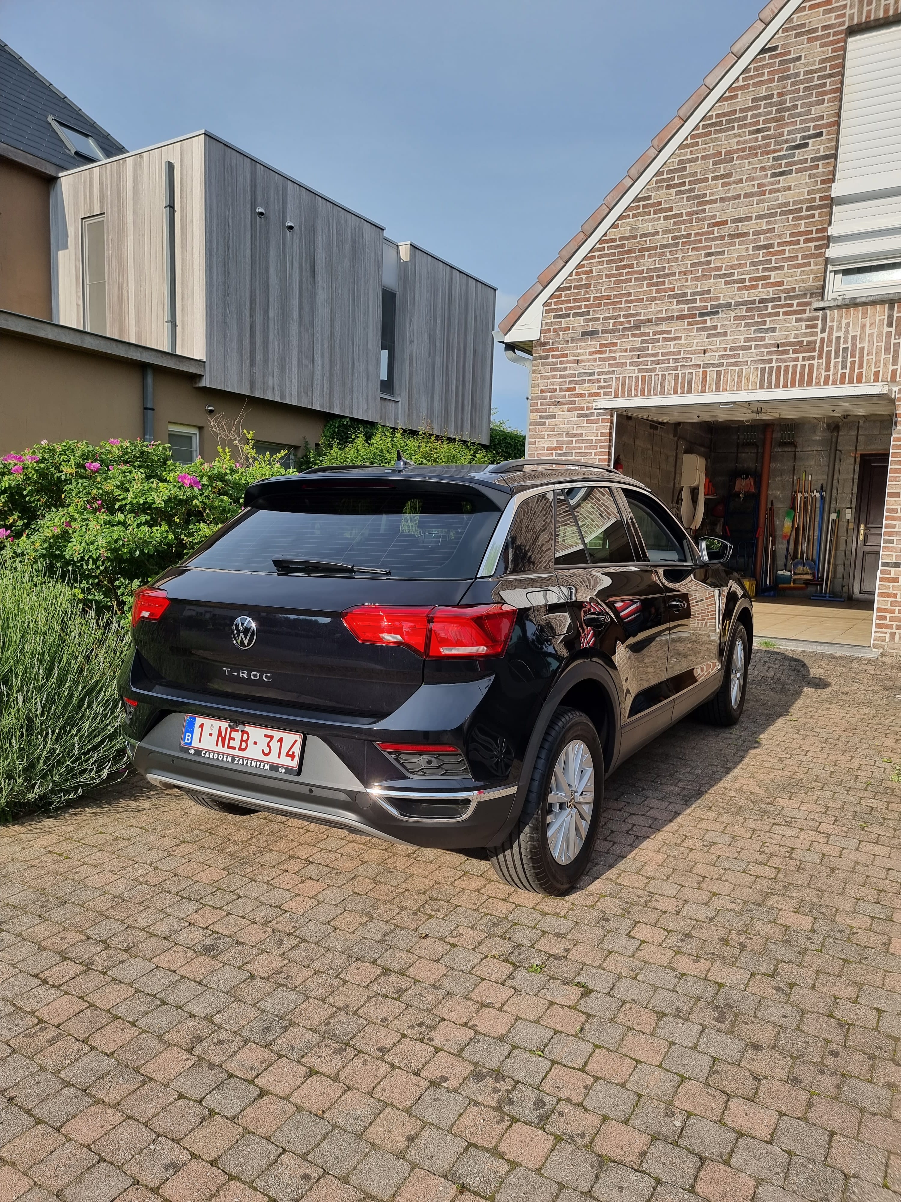 Volkswagen T-Roc 110 Tsi met Achteruitrijcamera