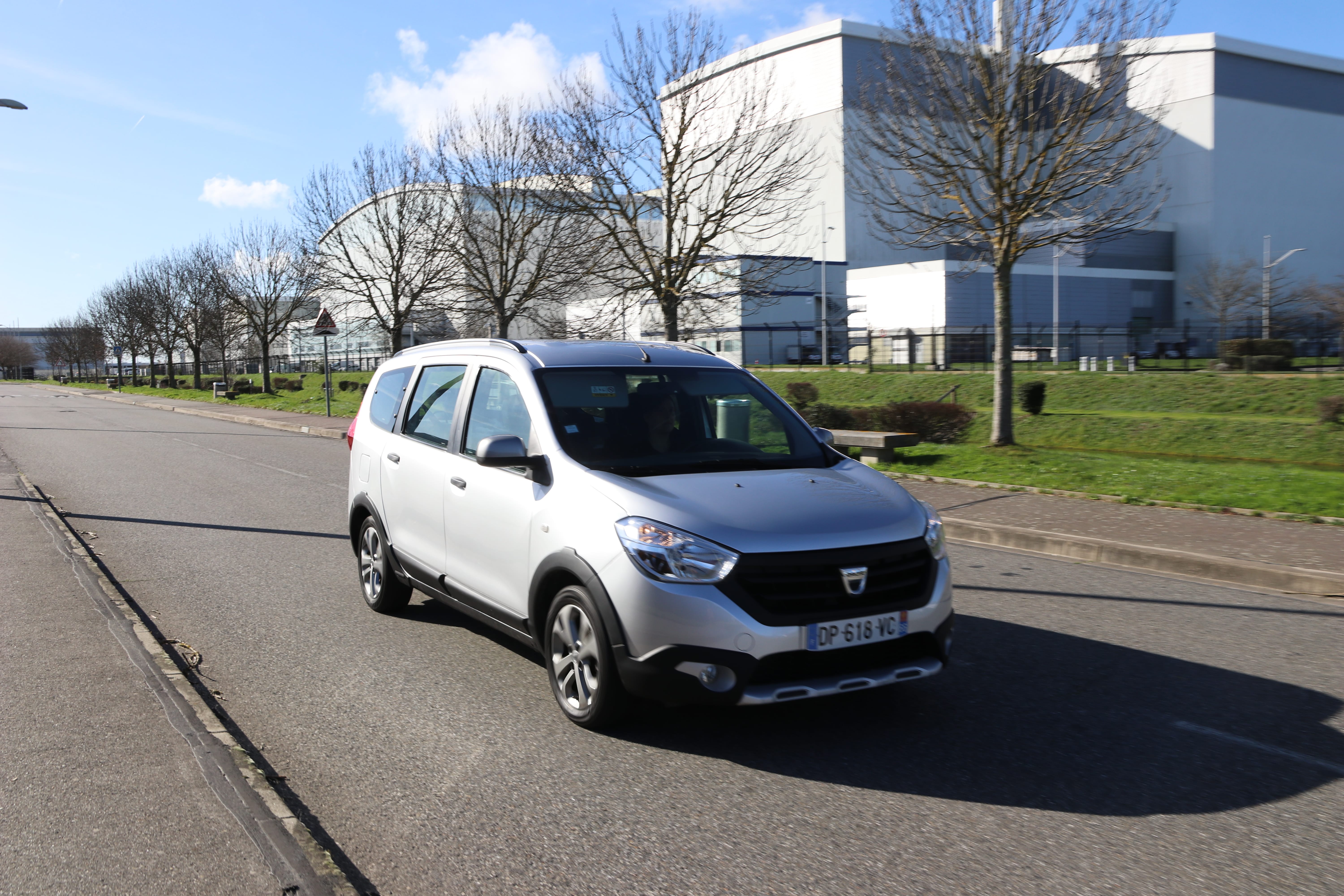 Dacia Lodgy 7 Places 110cv avec Siège bébé