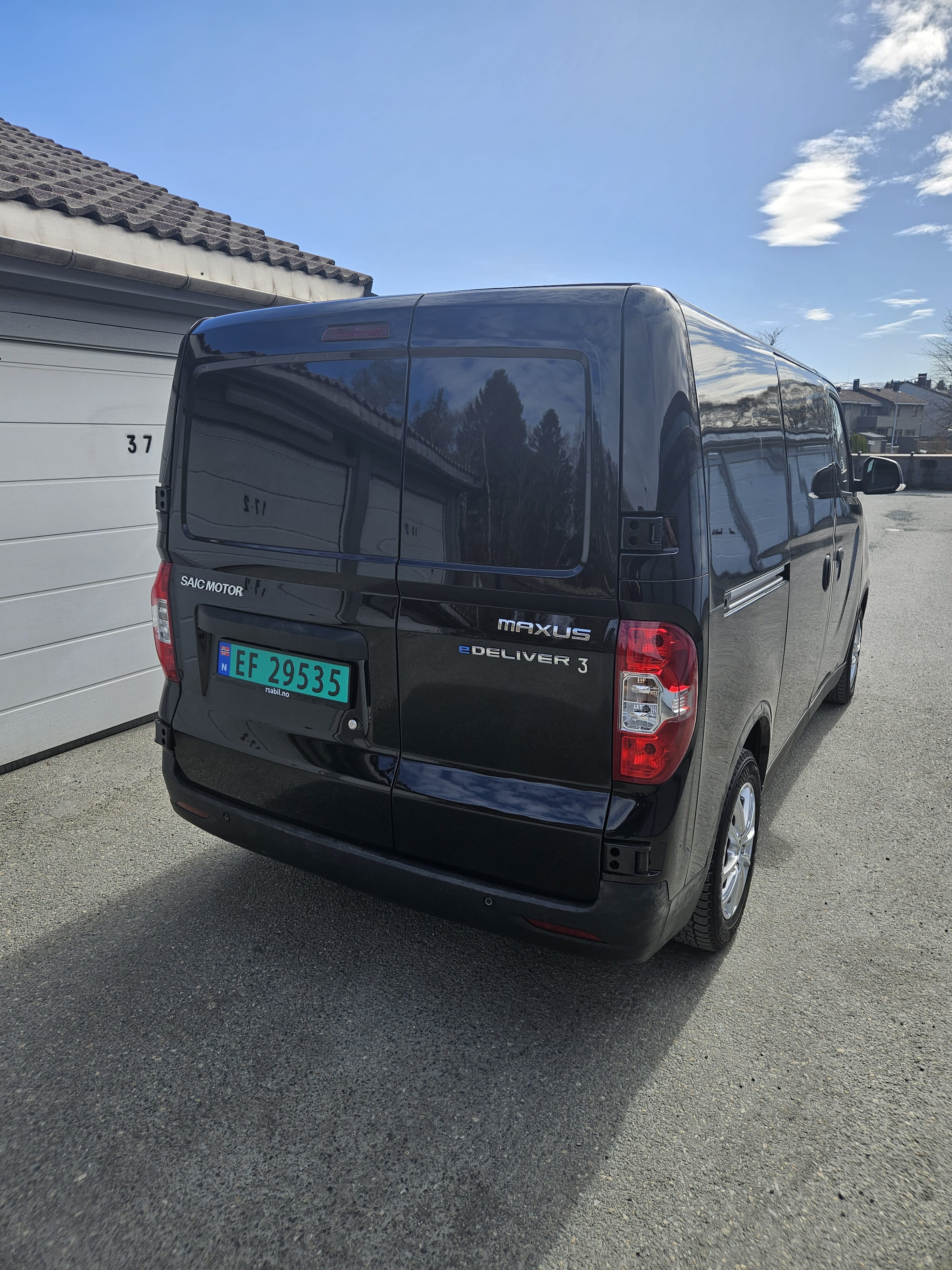 Maxus eDeliver 3 med Lydinngang