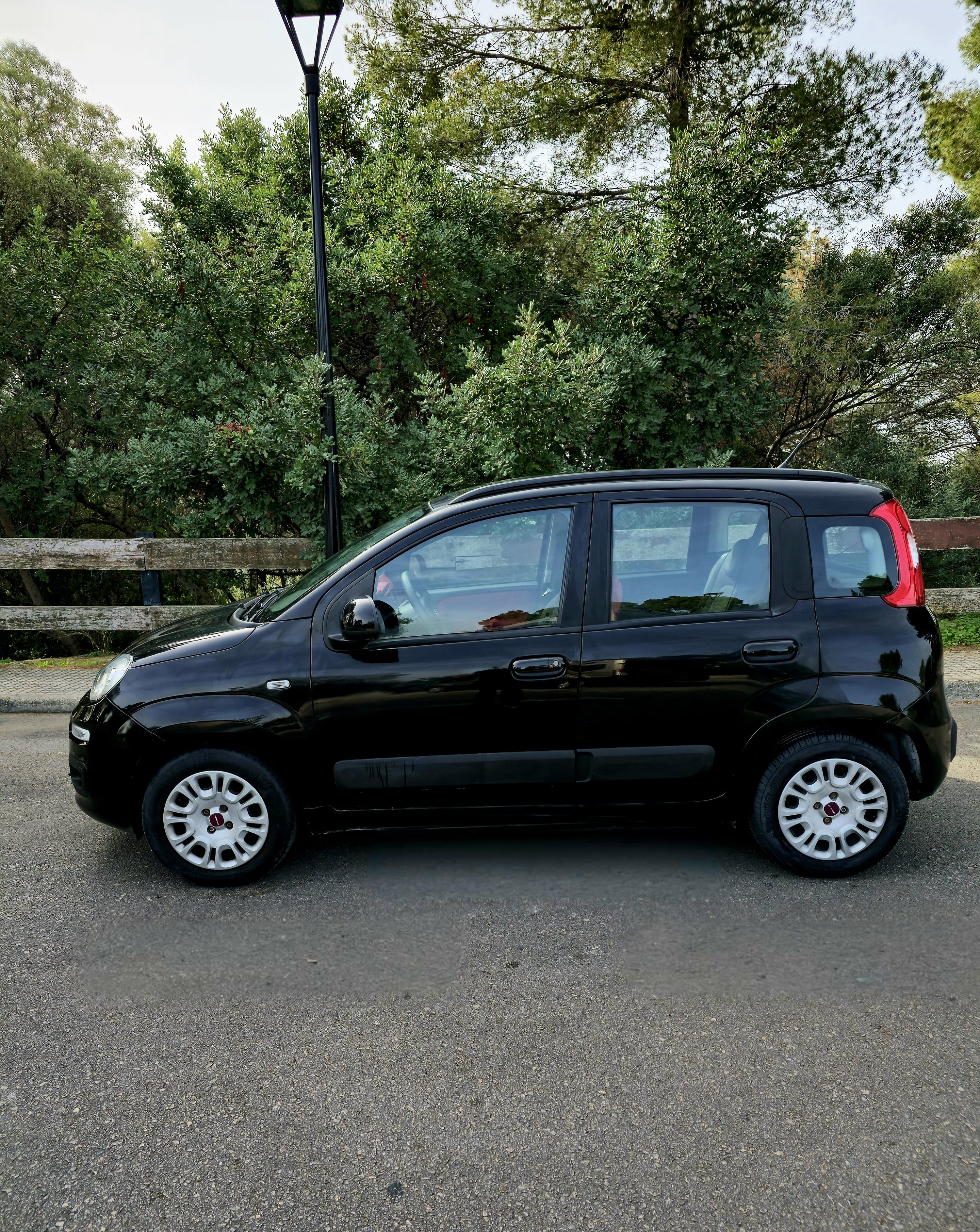 Fiat Panda 1.2 NEGRO con Aire acondicionado