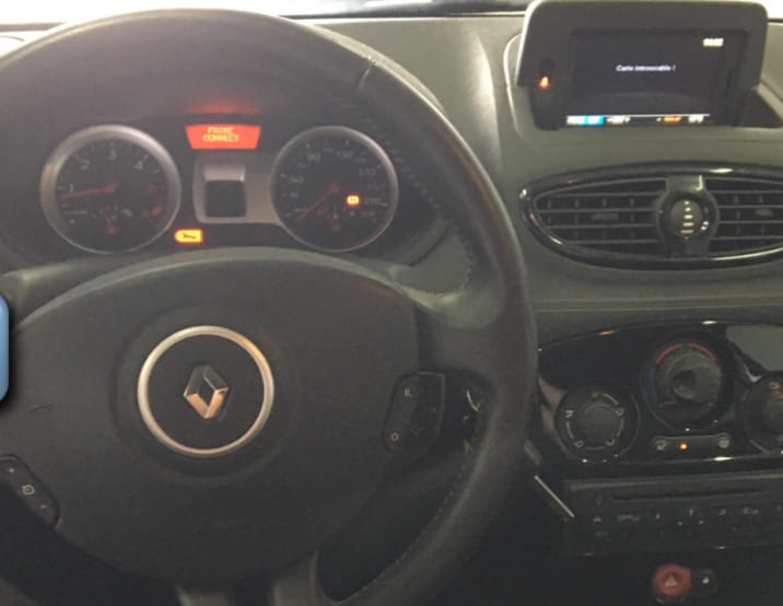 Renault Clio dci 90 eco 2 night&days avec GPS