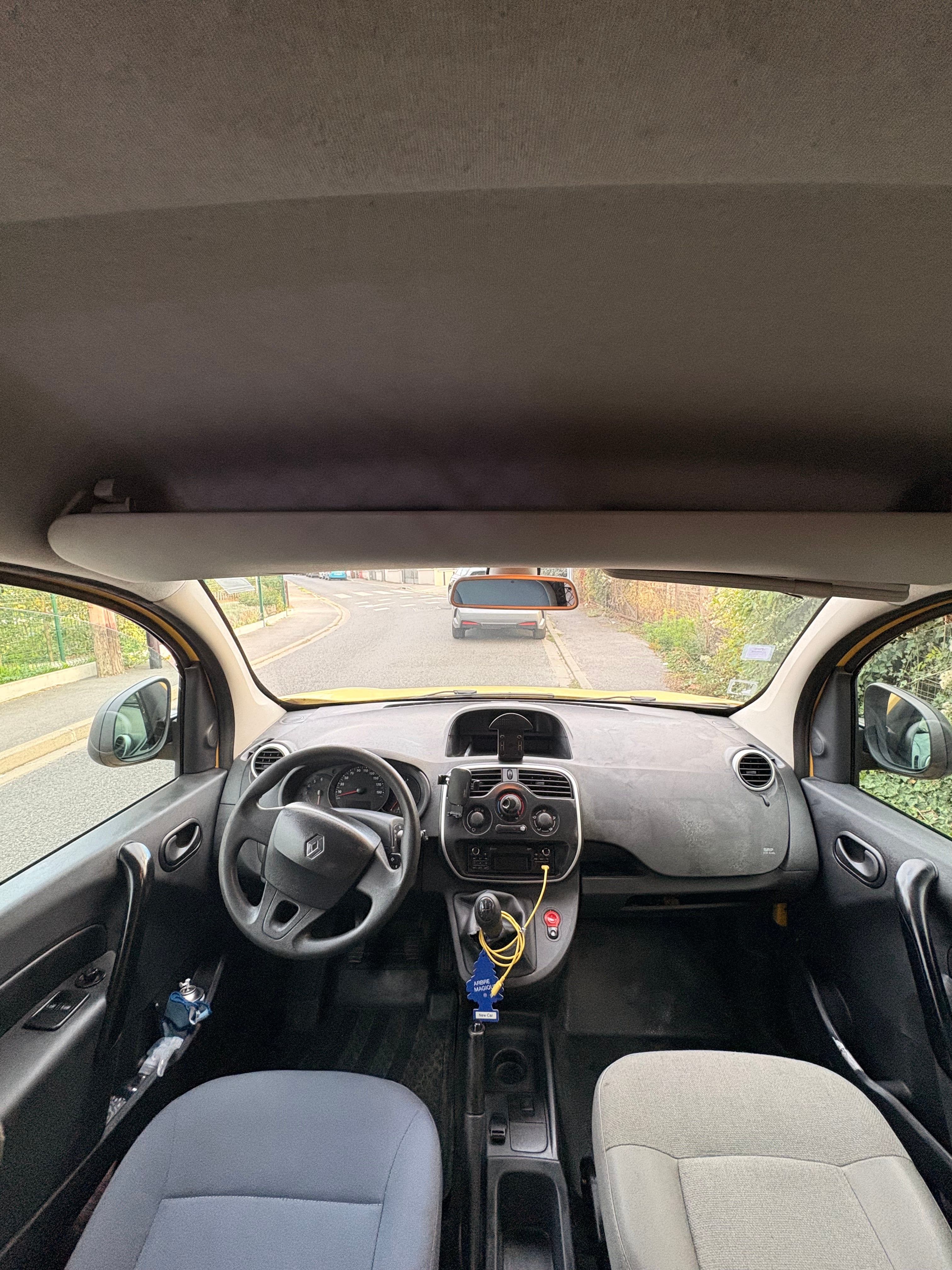 Renault Kangoo Express 1.5 dci 75ch with Bluetooth audio
