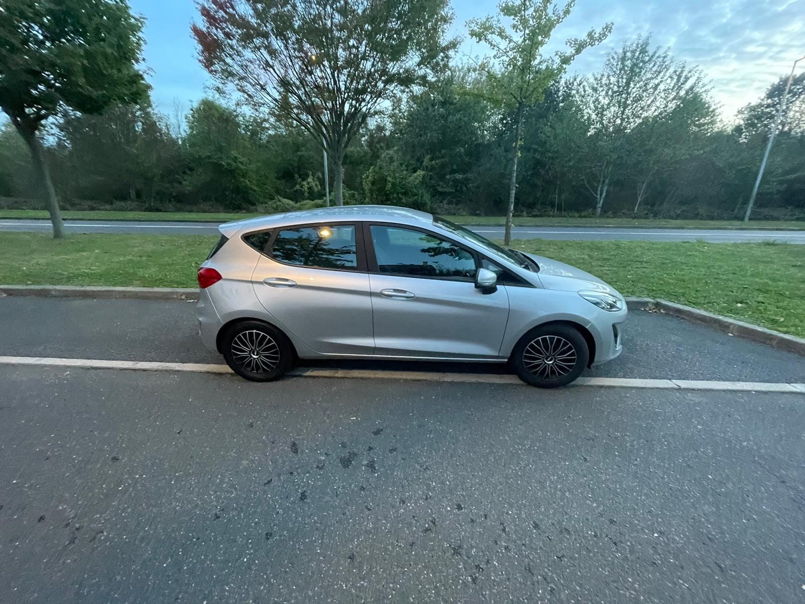 Ford Fiesta Business avec Climatisation