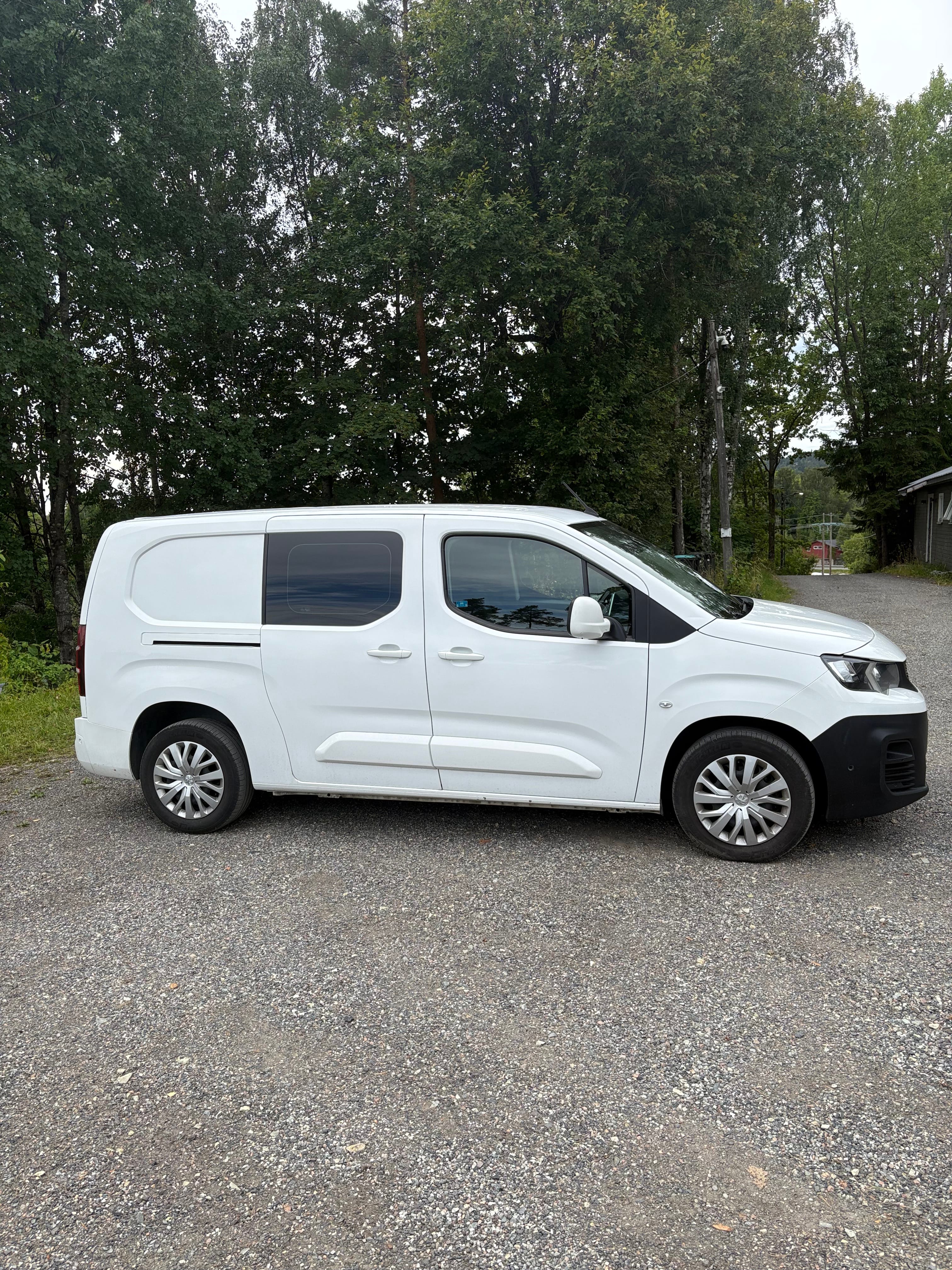 Peugeot Partner med Aircondition