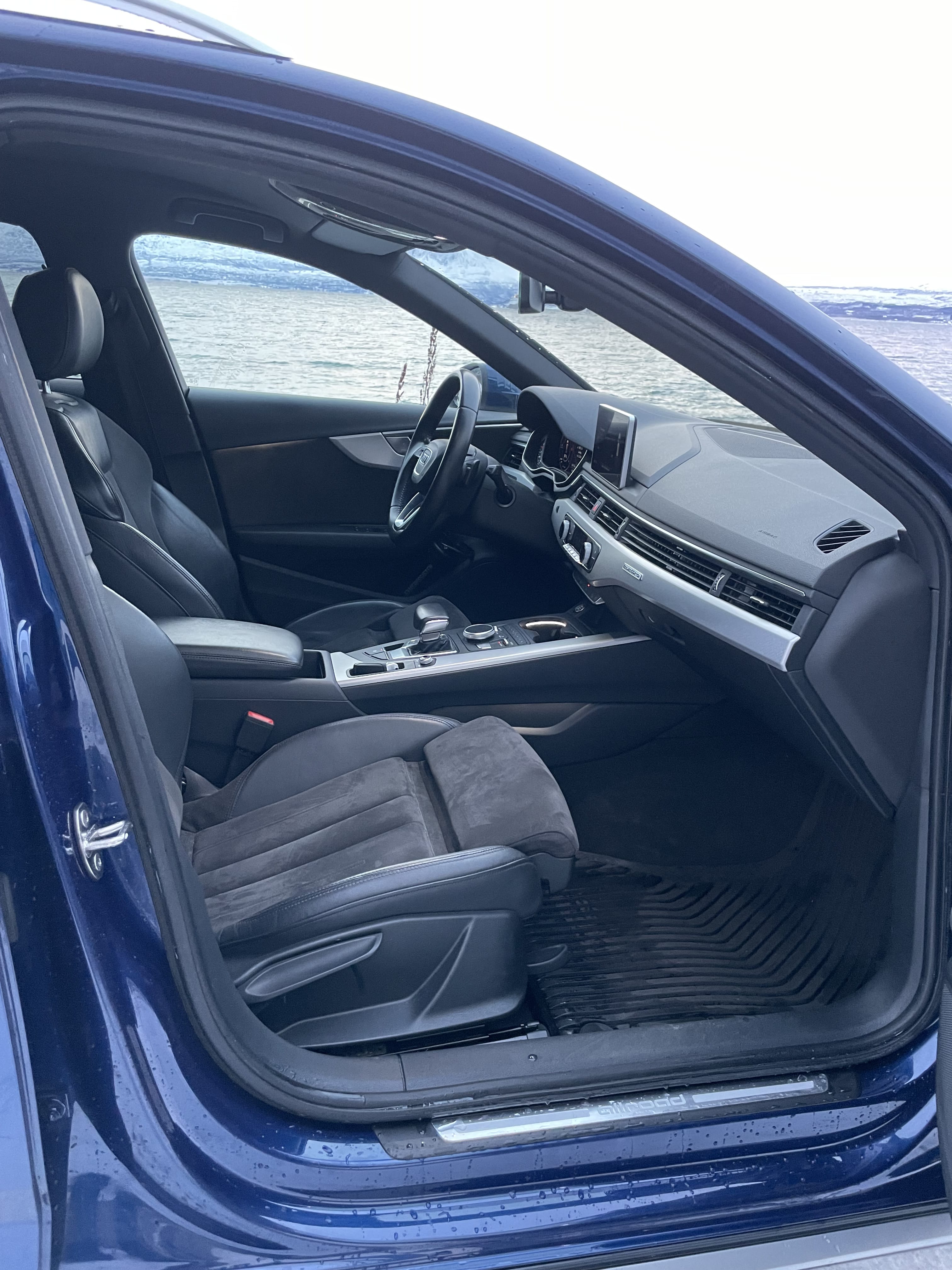 Audi A4 Allroad Quattro 2.0 TDI met Vierwielaandrijving