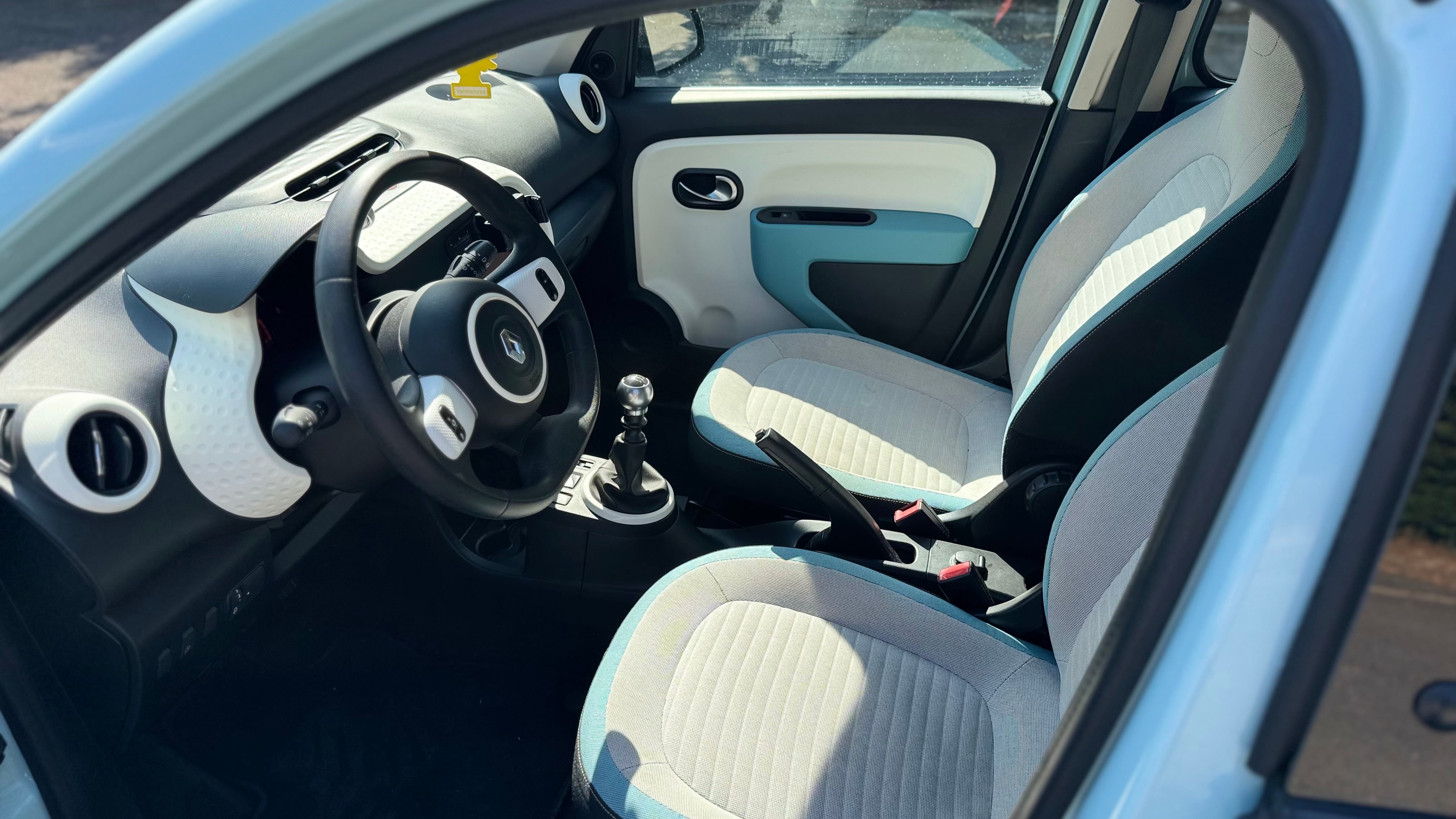 Renault Twingo III avec Port USB