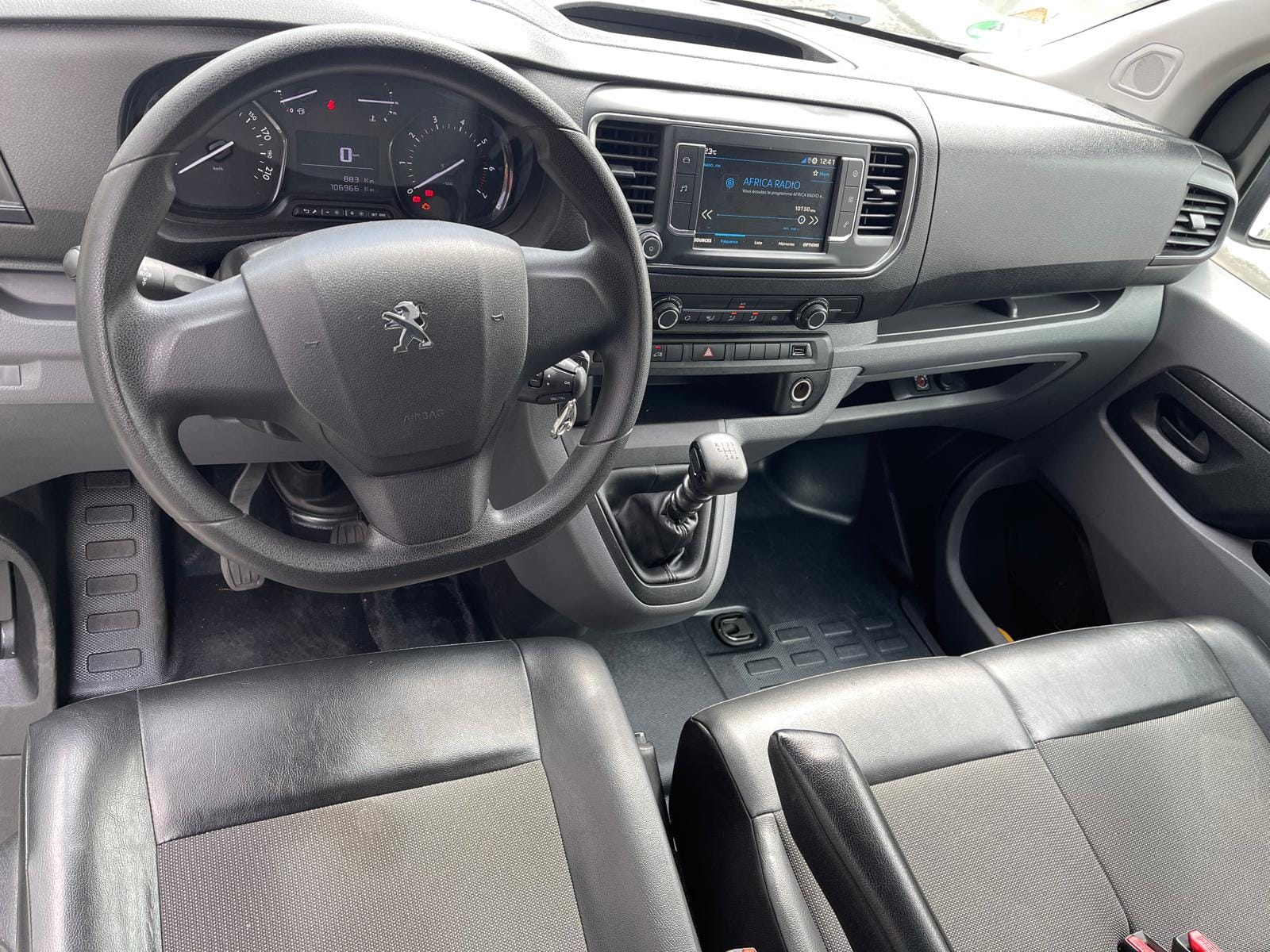 Peugeot Expert 2.0 FOURGON  2021  LONG L3 . avec Régulateur de vitesse