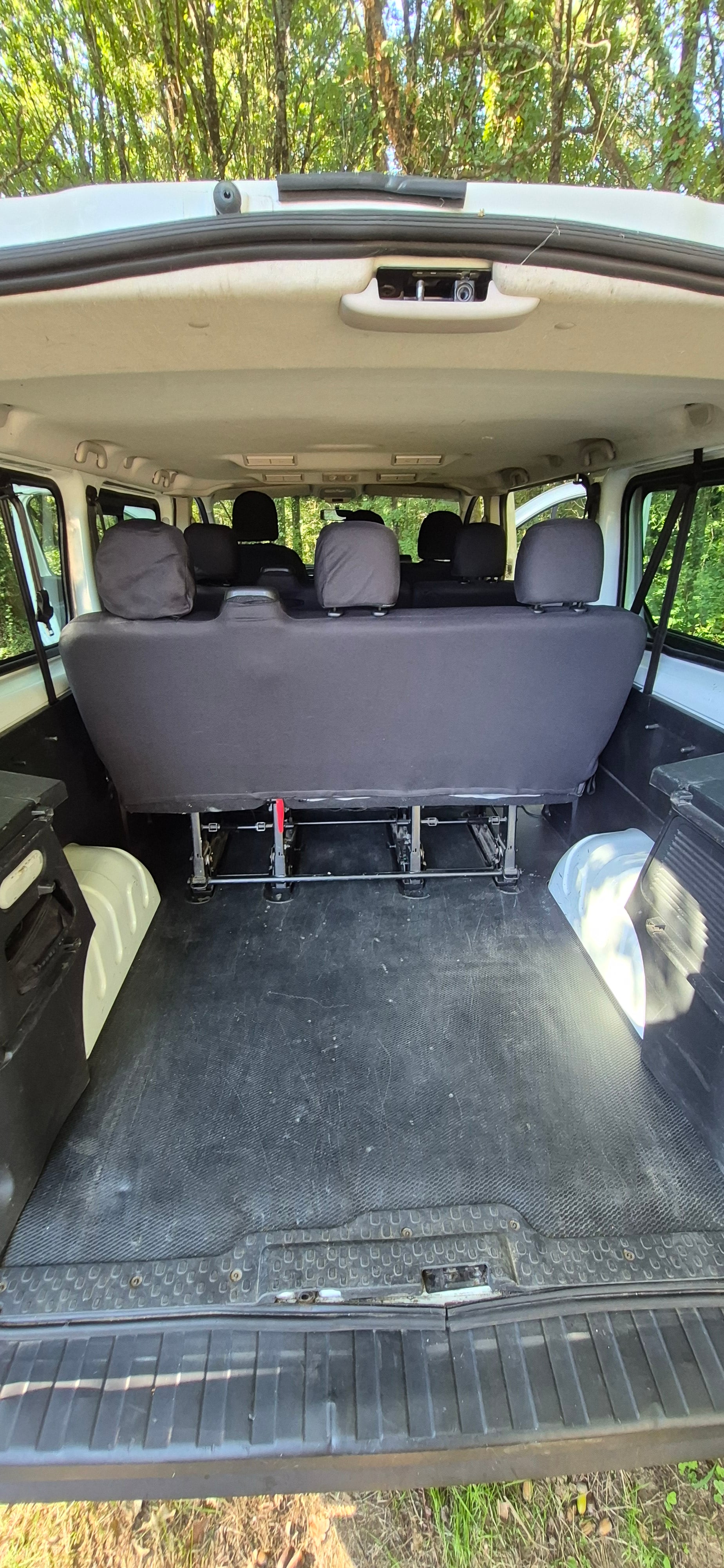 Opel Vivaro Combi avec Port USB