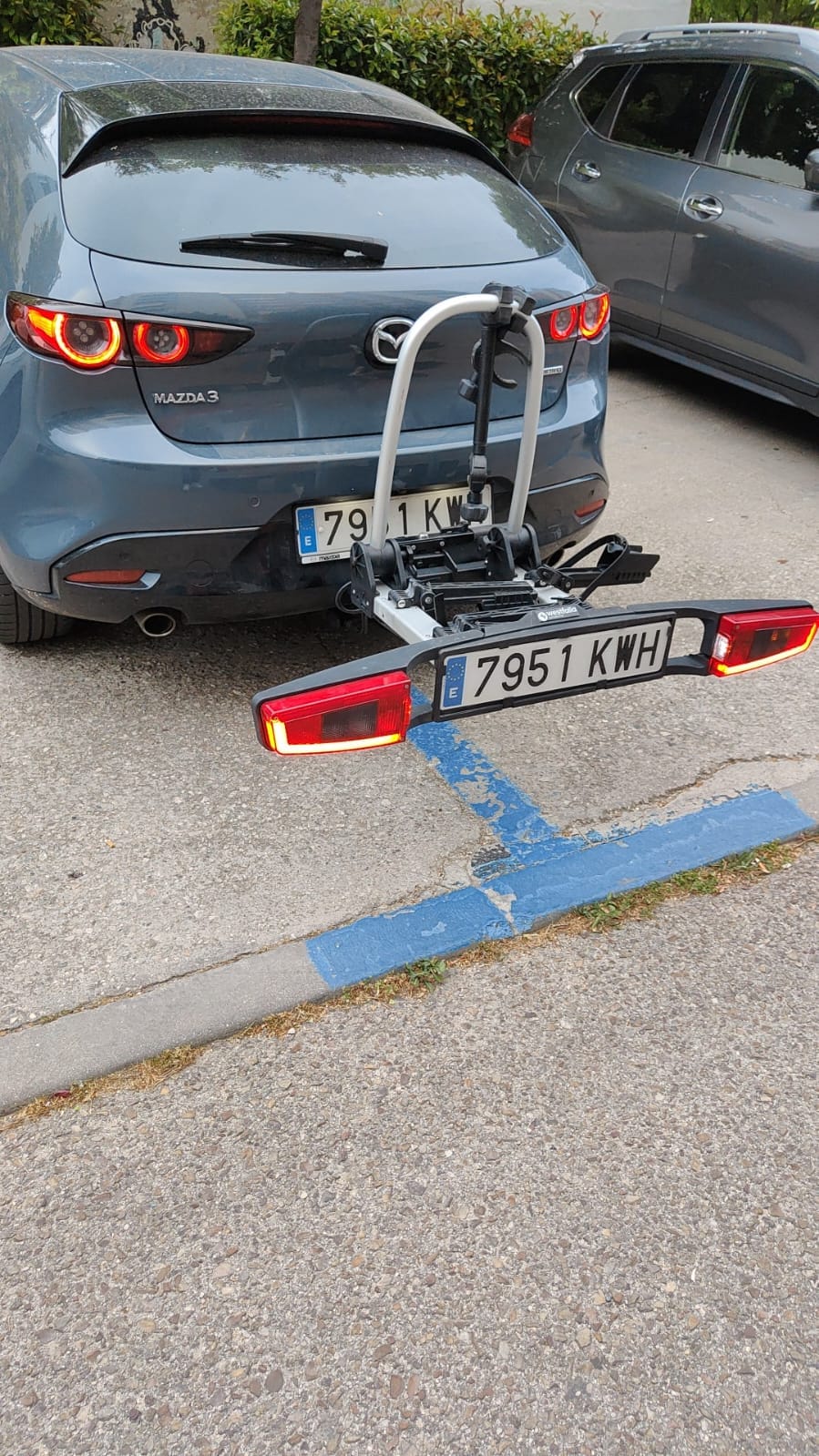 Mazda 3 Híbrido ligero- etiqueta ECO con Aire acondicionado