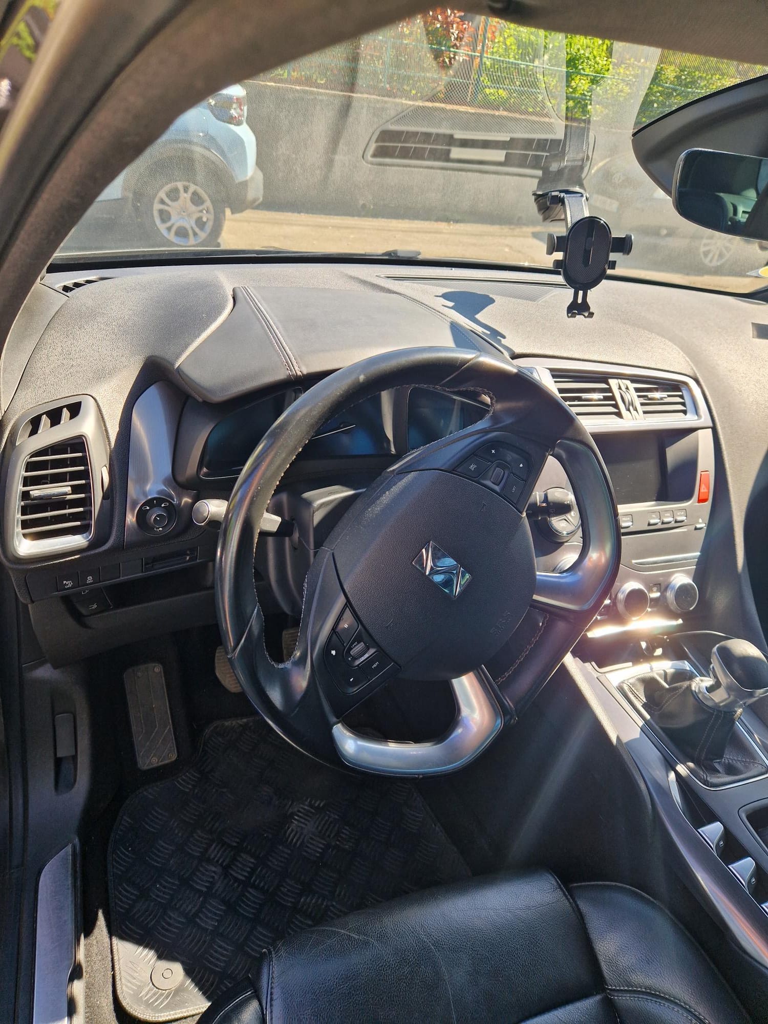Citroen DS5 avec GPS
