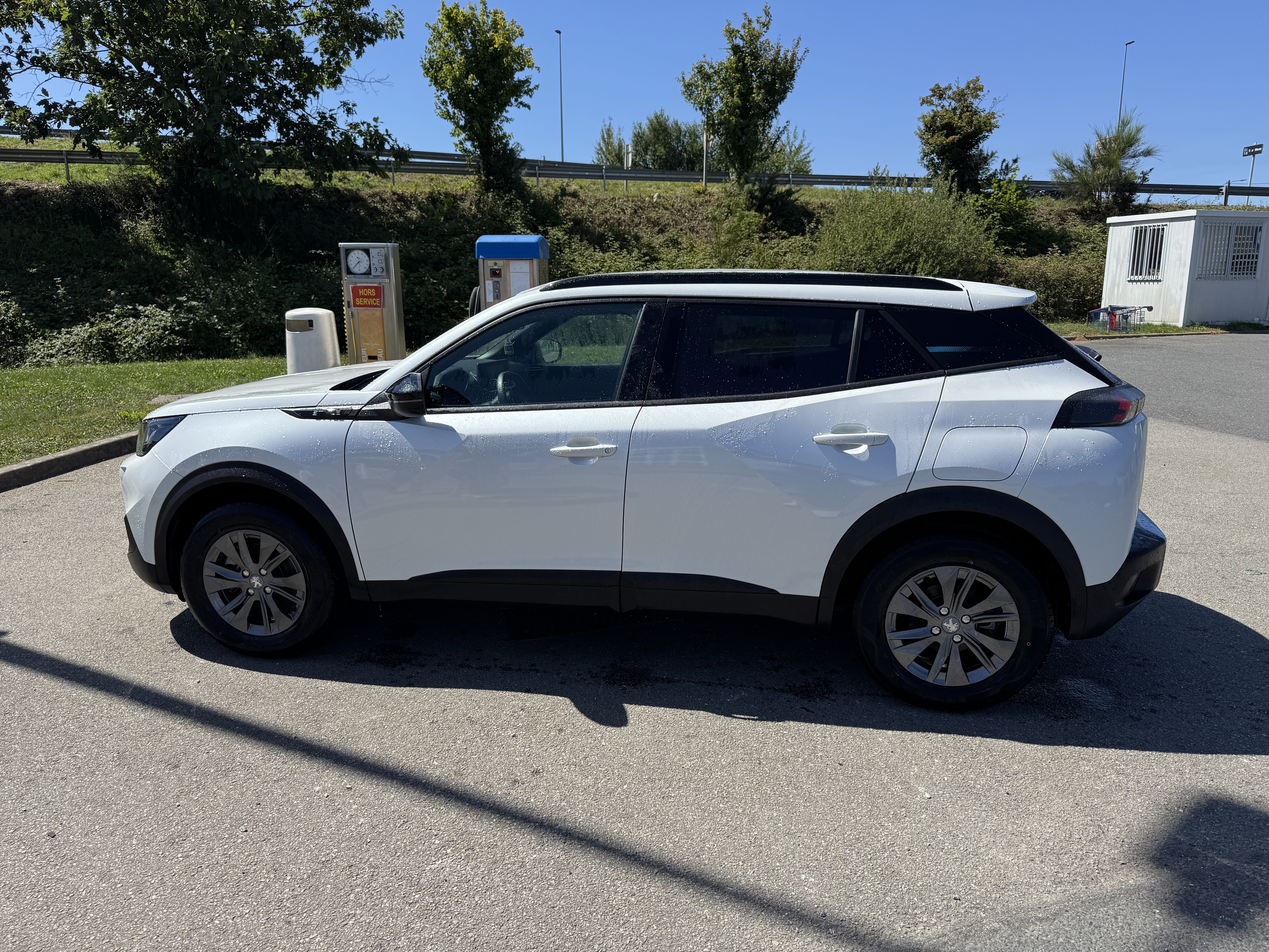 Peugeot e-2008 Électrique avec Climatisation