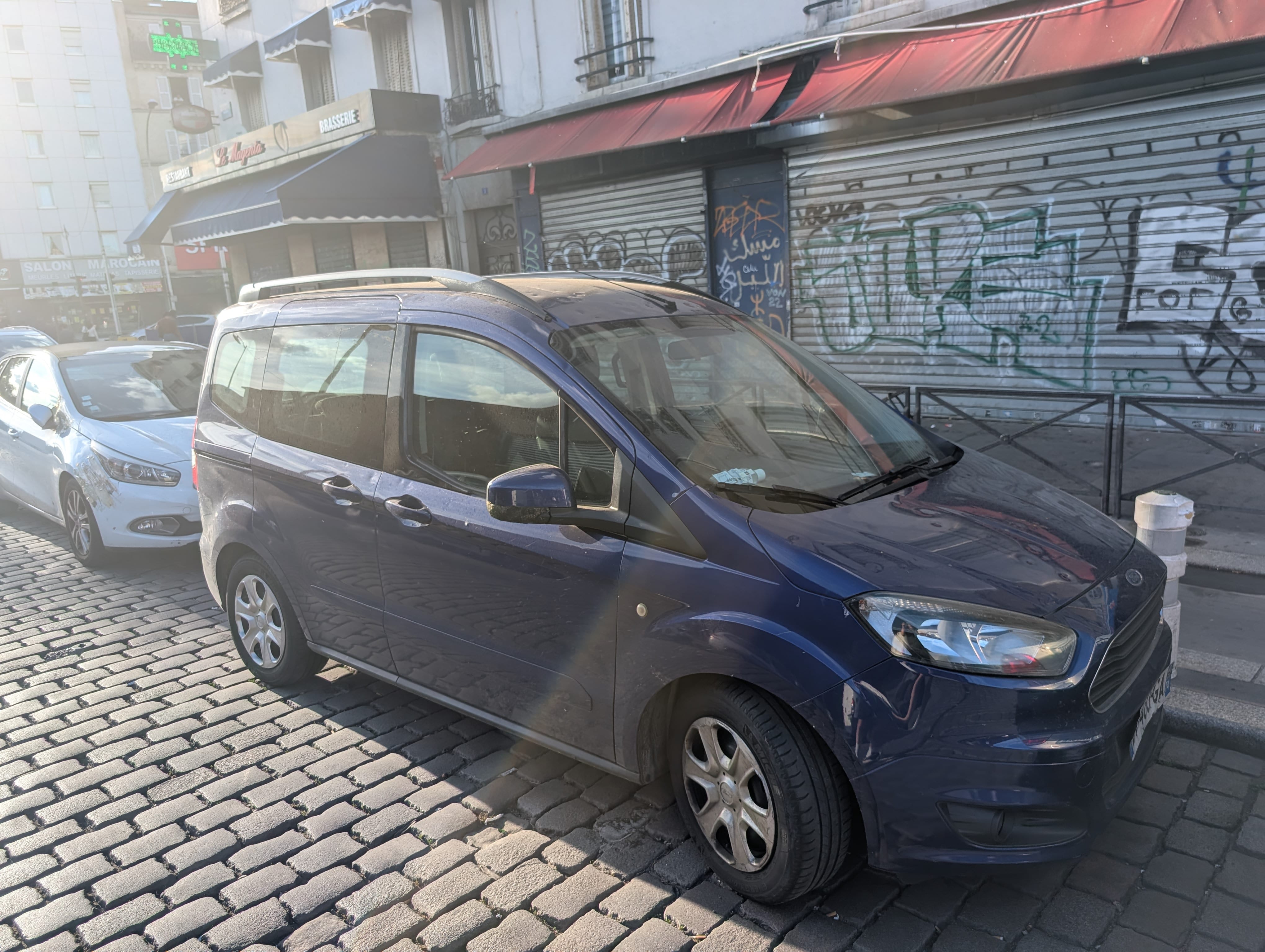 Ford Tourneo Courier, 2015, Essence 95