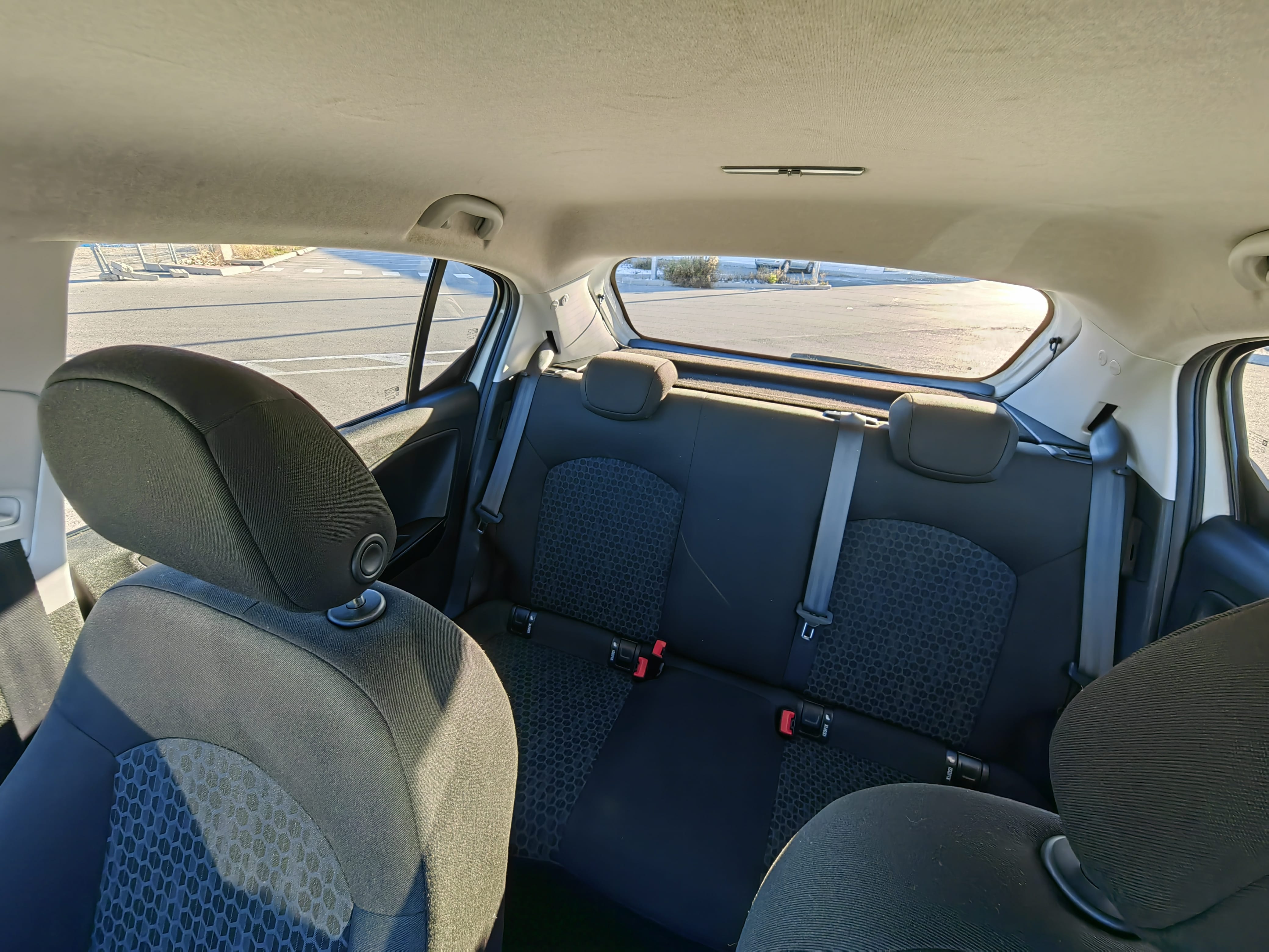 Opel Corsa con Entrada de Audio/iPod