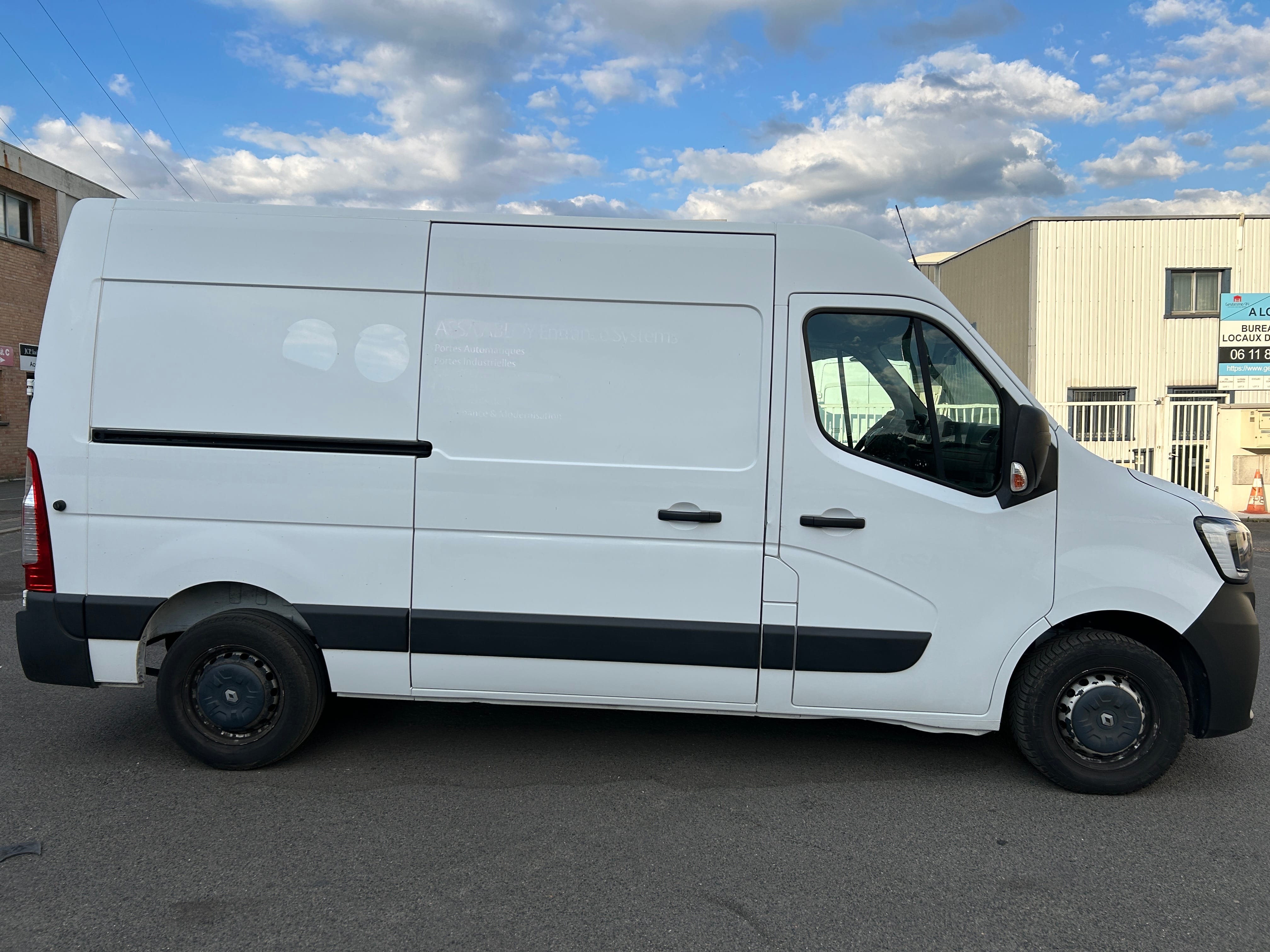 Renault Master avec Siège bébé