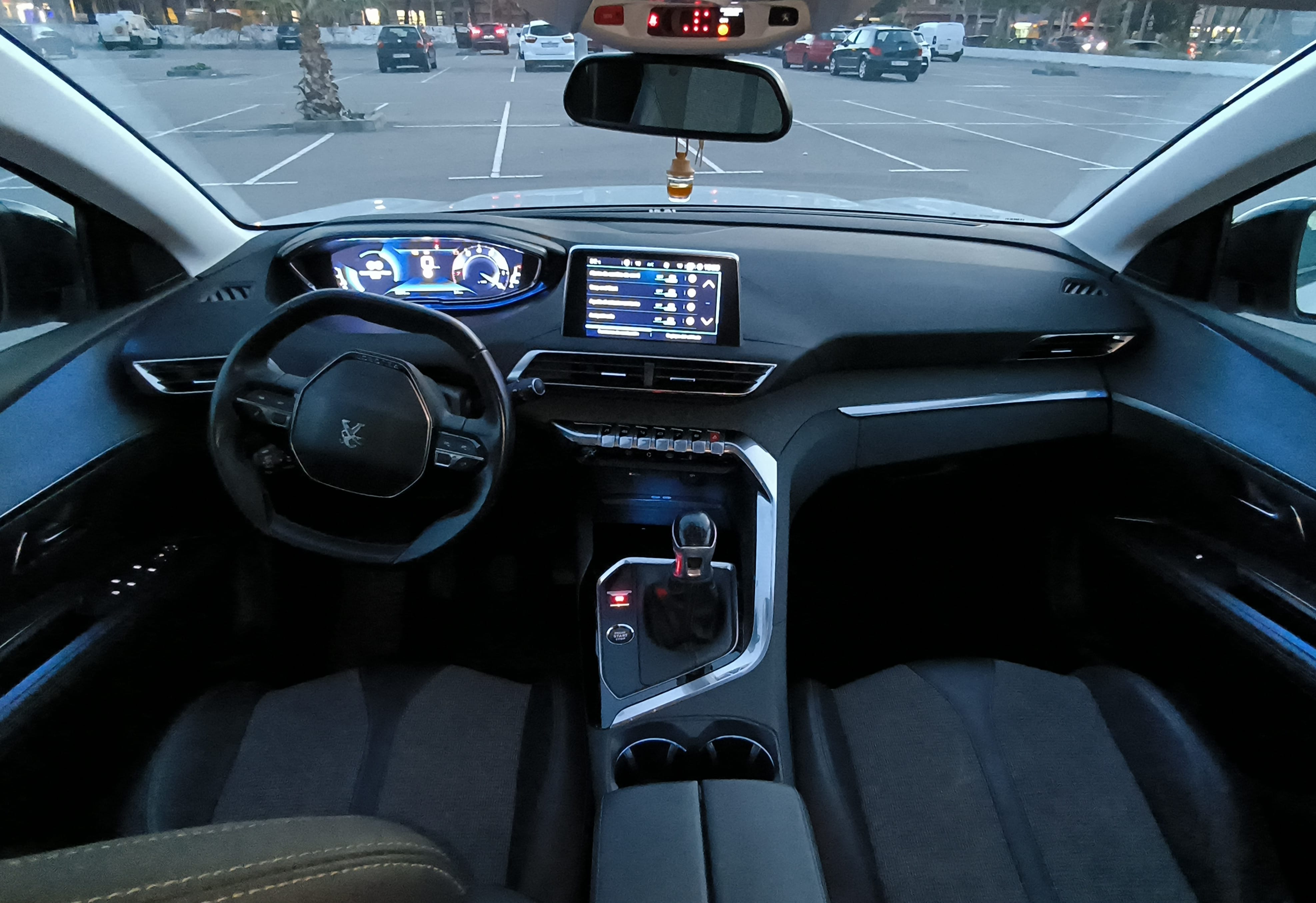 Peugeot 5008 con Control de velocidad