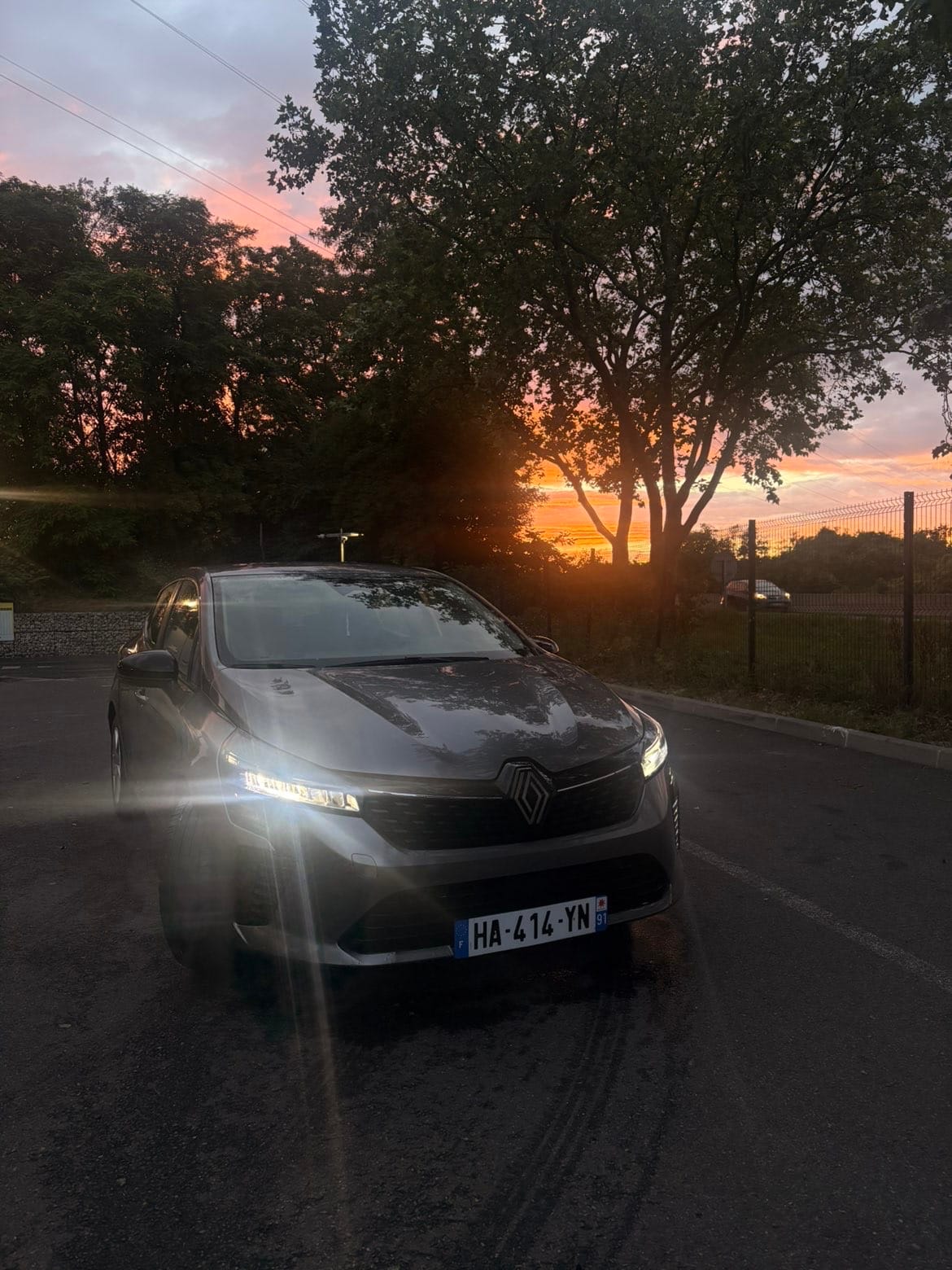 Renault Clio V, 2024, Essence 95