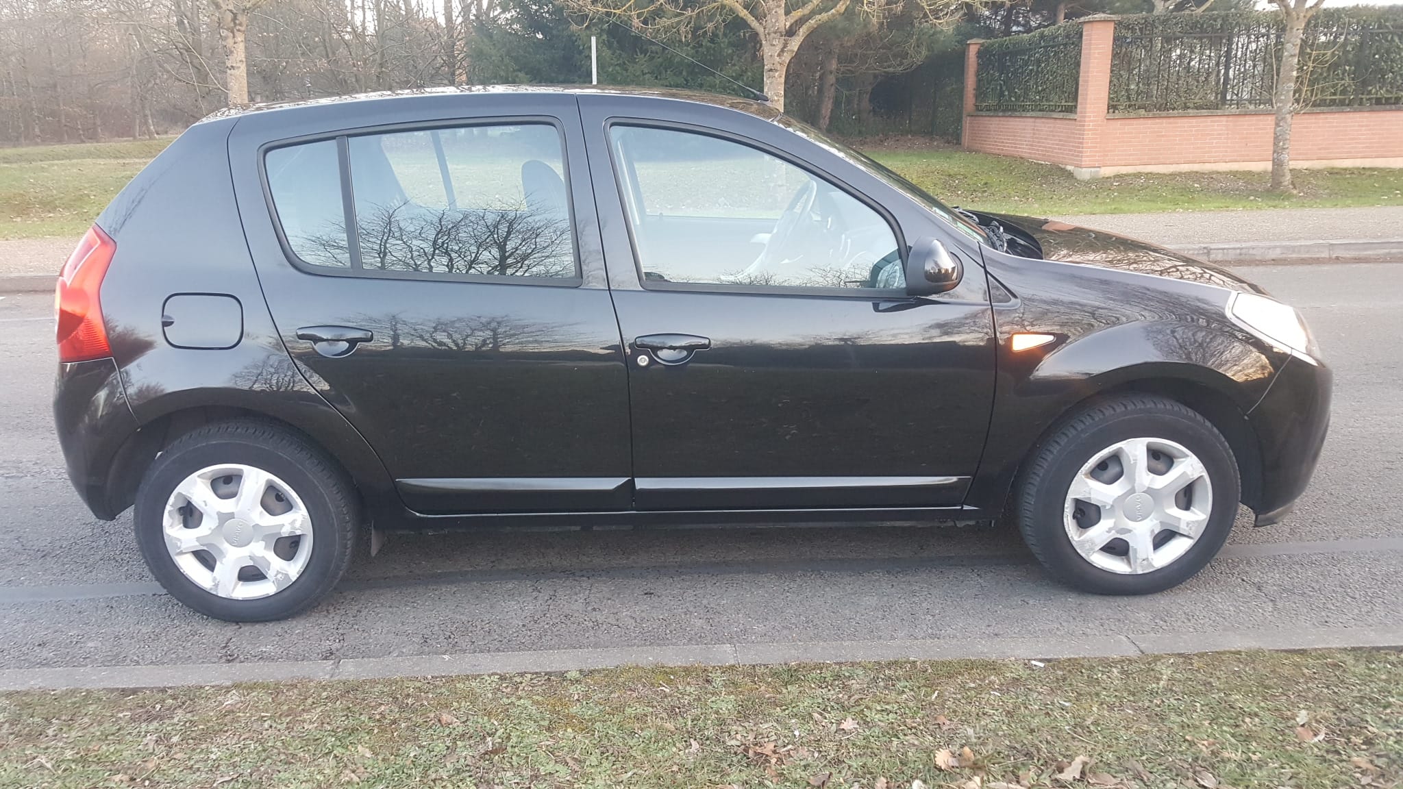 Dacia Sandero Black line 1.4 Mpi