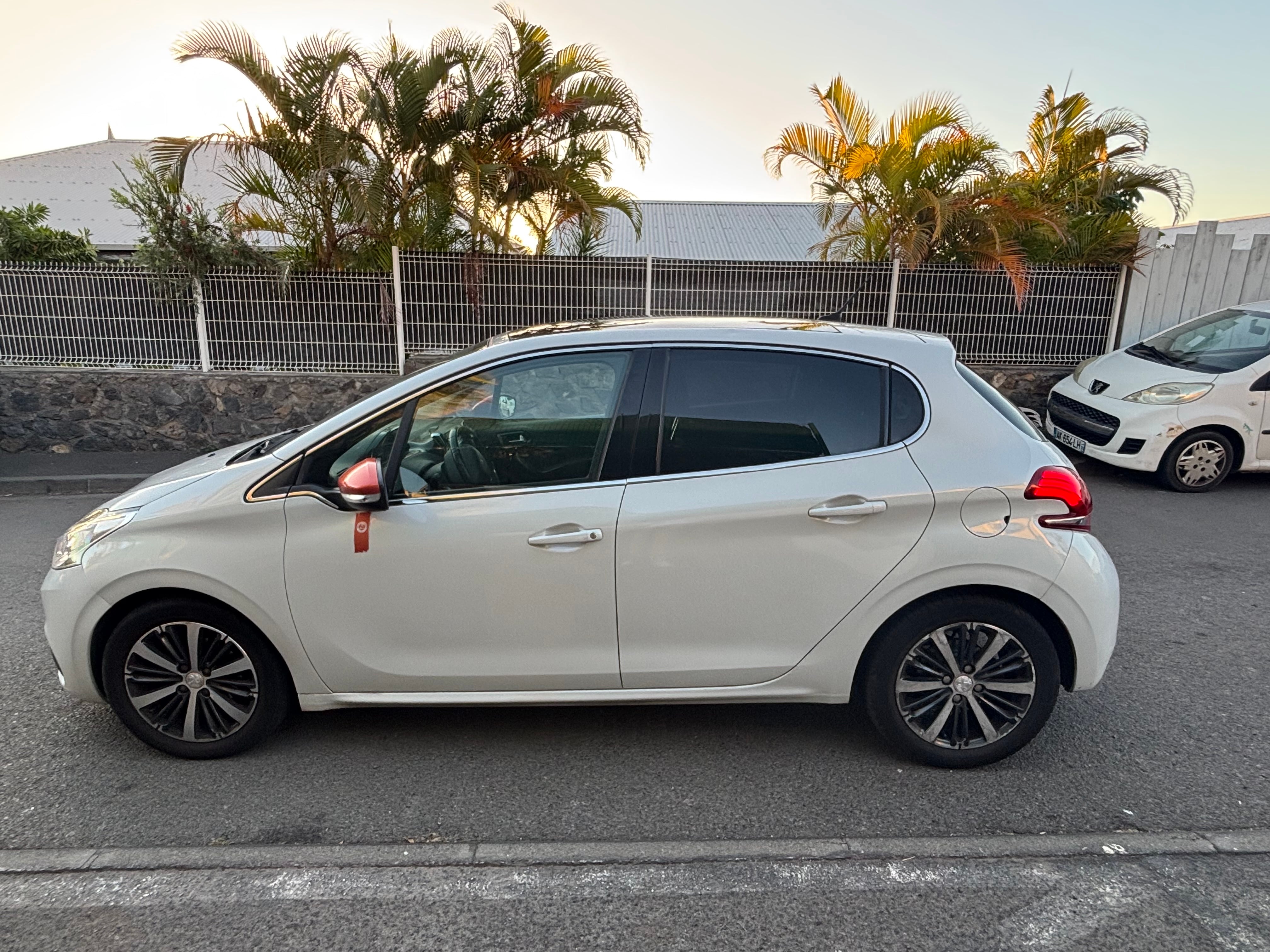 Peugeot 208 GT Line, 2017, Essence 95