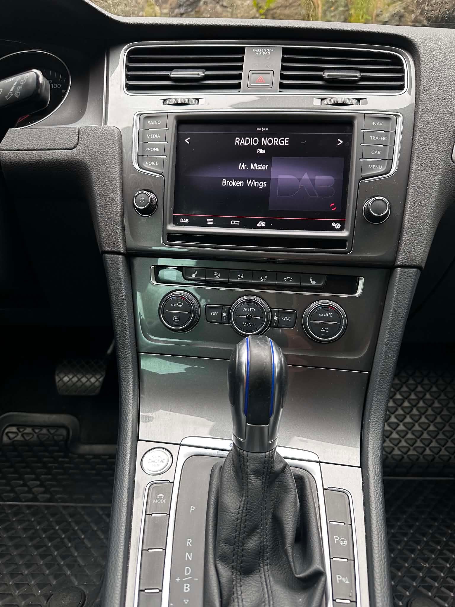 Volkswagen e-Golf med Bluetooth audio