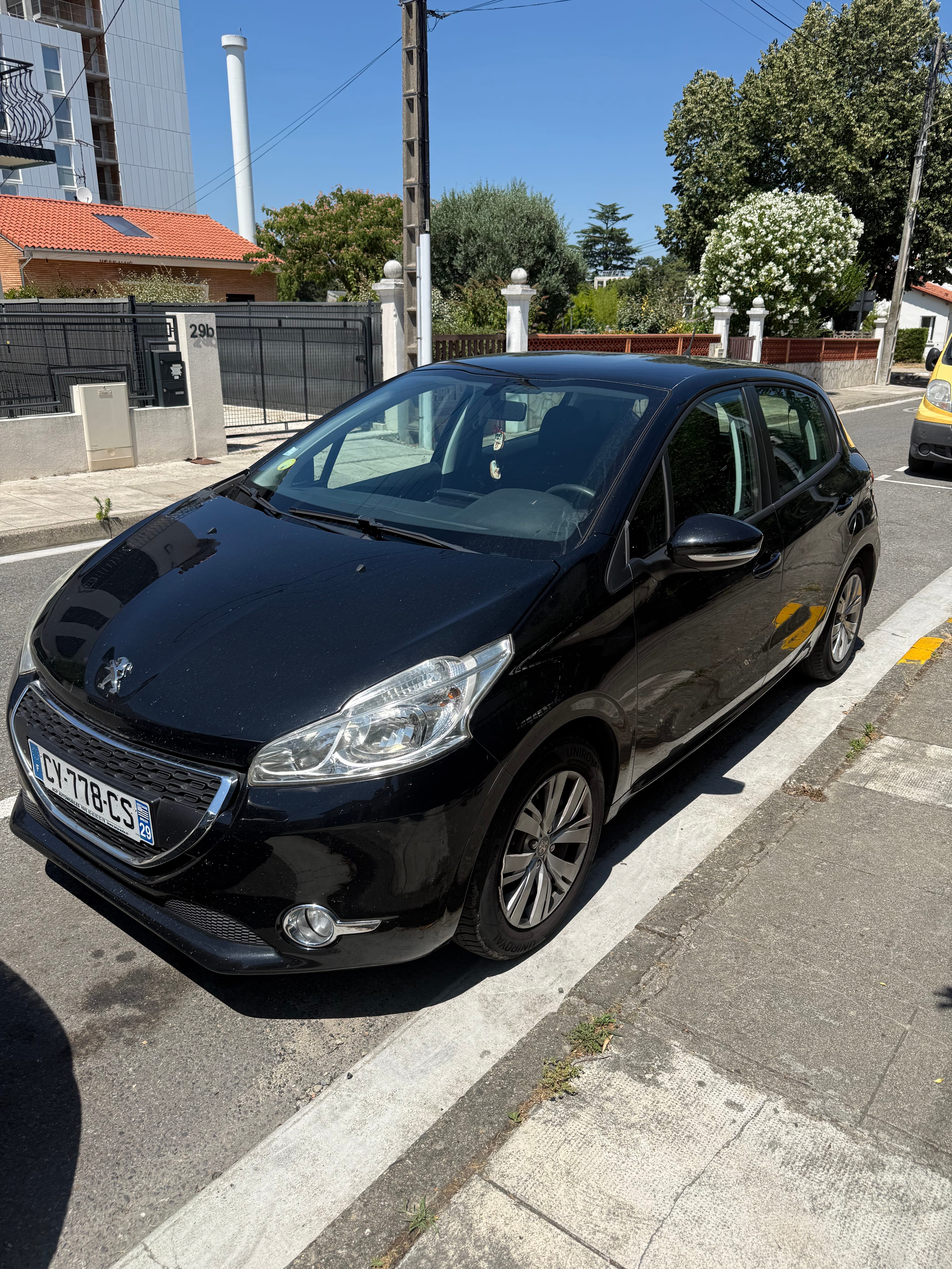 Peugeot 208, 2013, Diesel