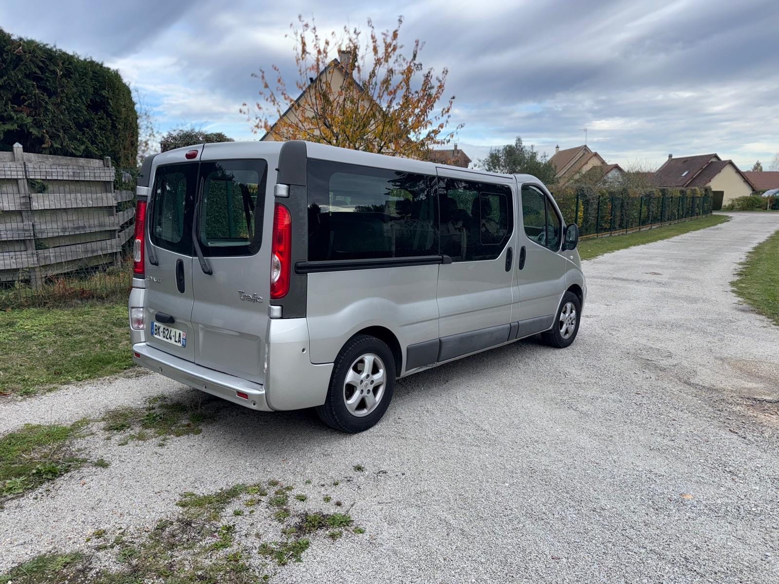 Renault Trafic 2.5 DCI avec Régulateur de vitesse