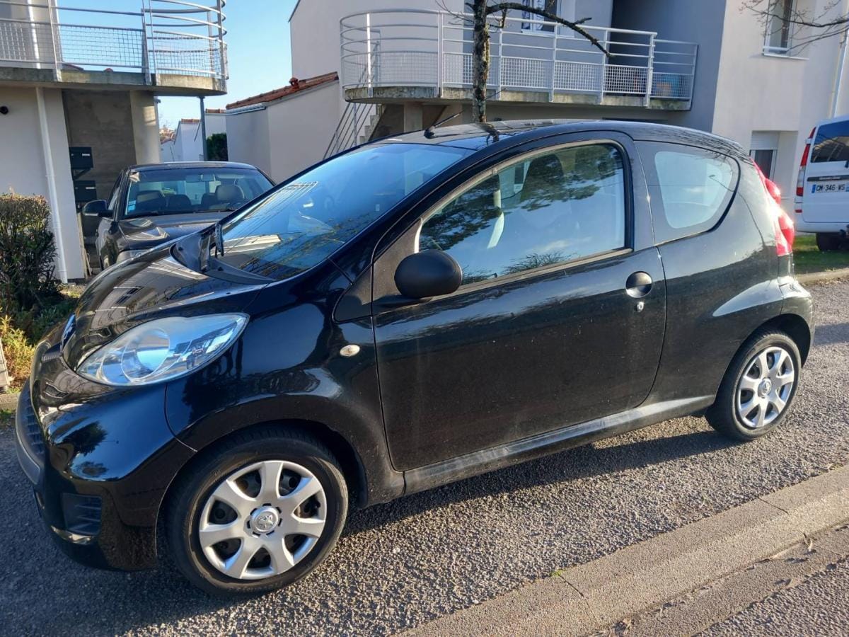 Peugeot 107, 2010, Essence 95