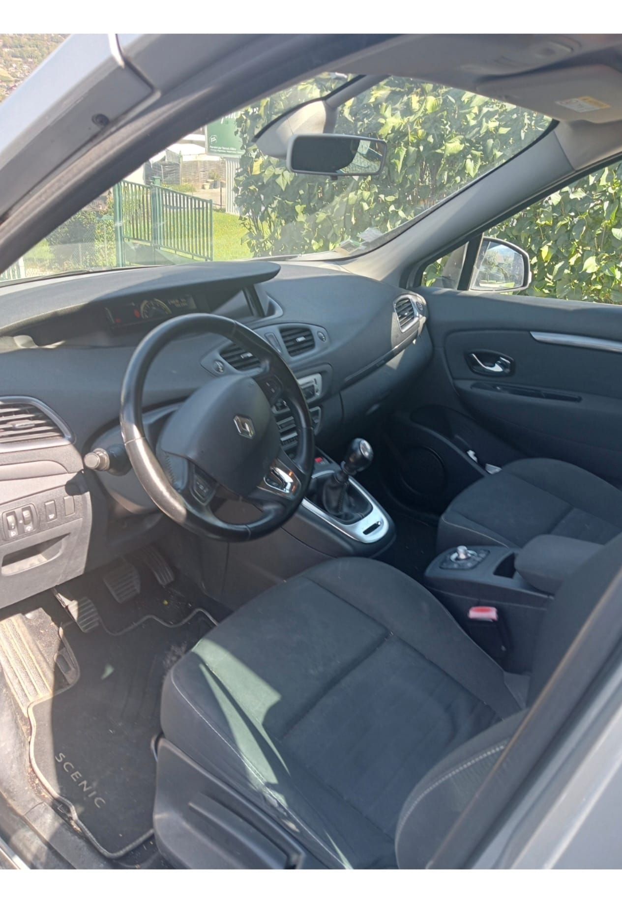 Renault Scenic avec Pneus neige