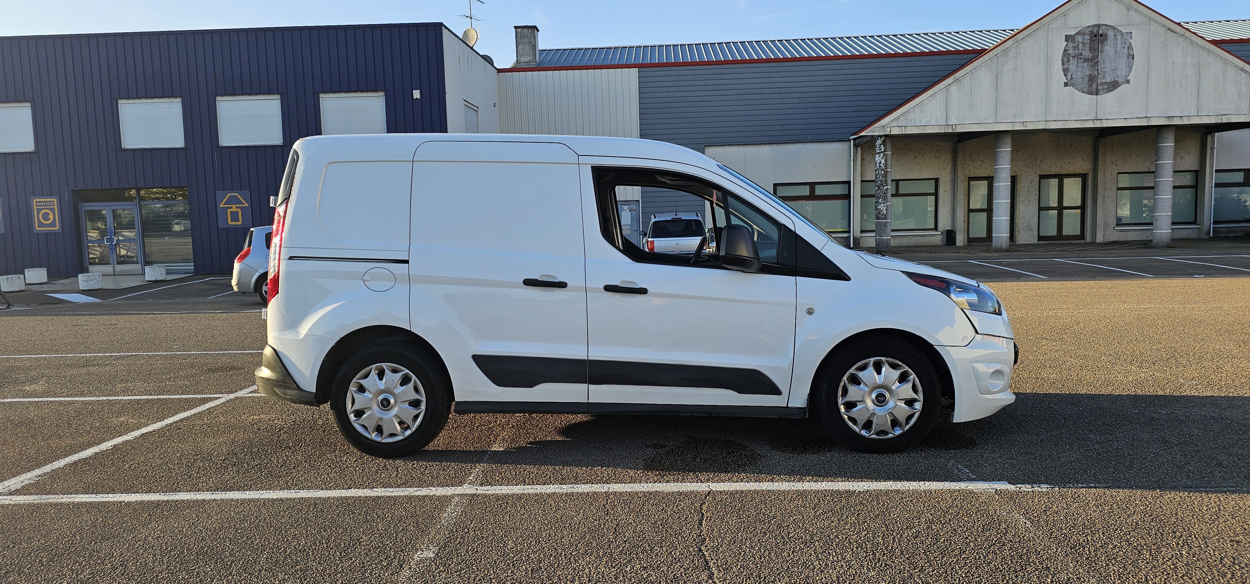 Ford Transit Connect avec Climatisation