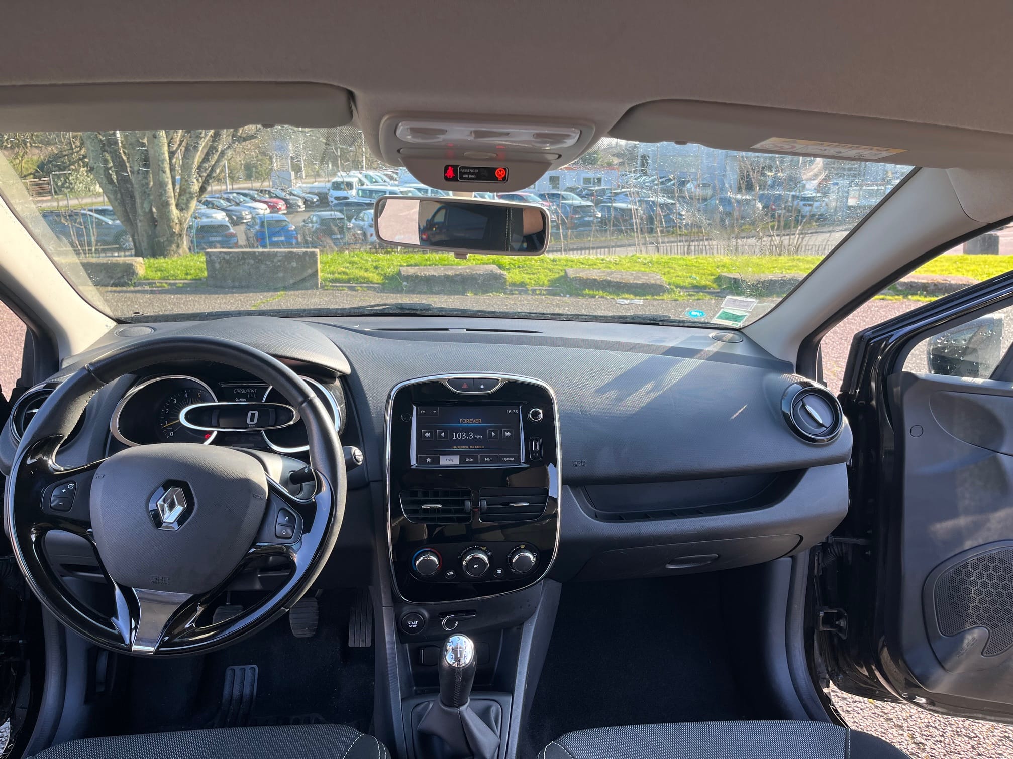 Renault Clio avec Régulateur de vitesse