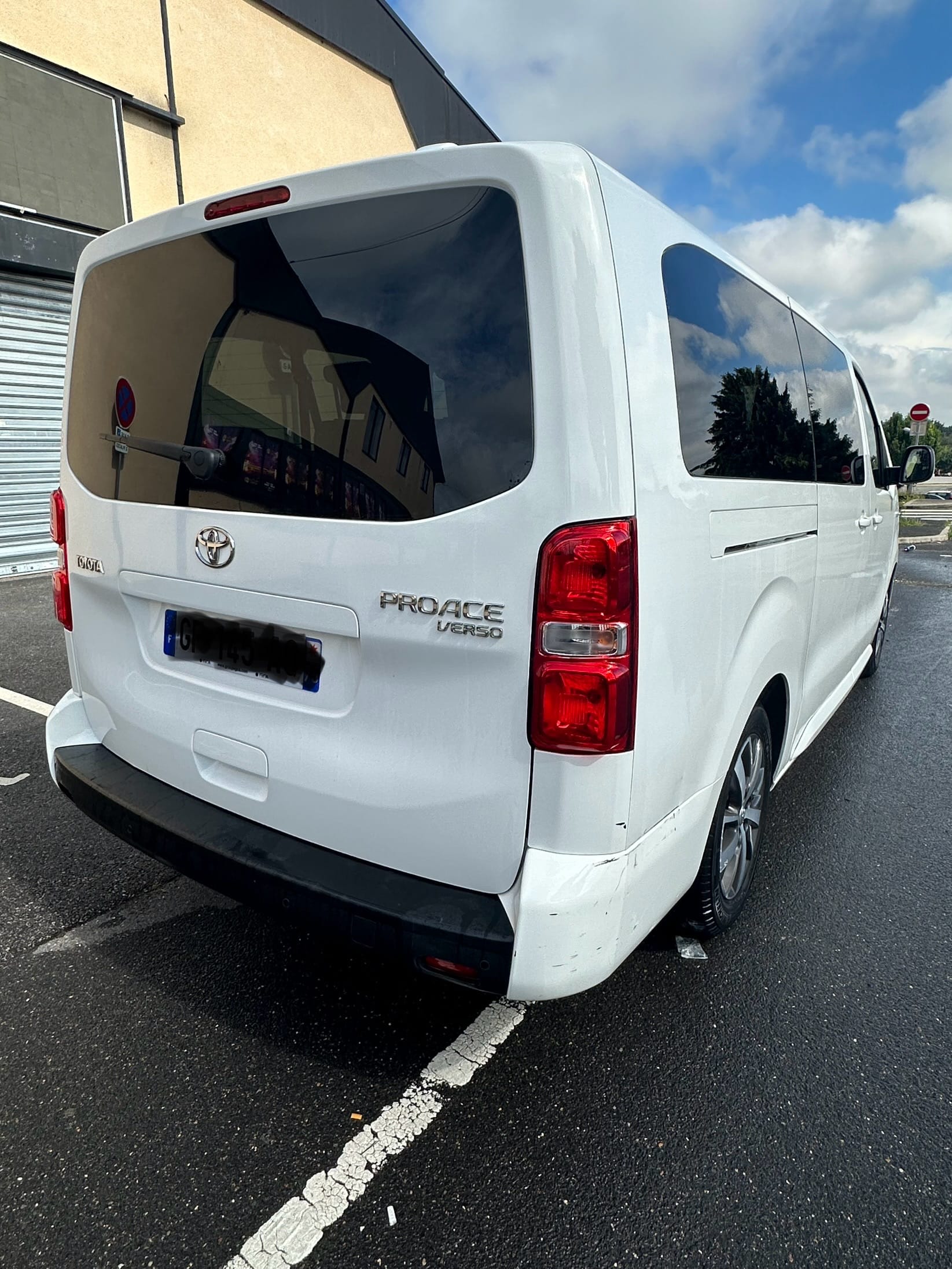 Toyota Proace Verso avec GPS