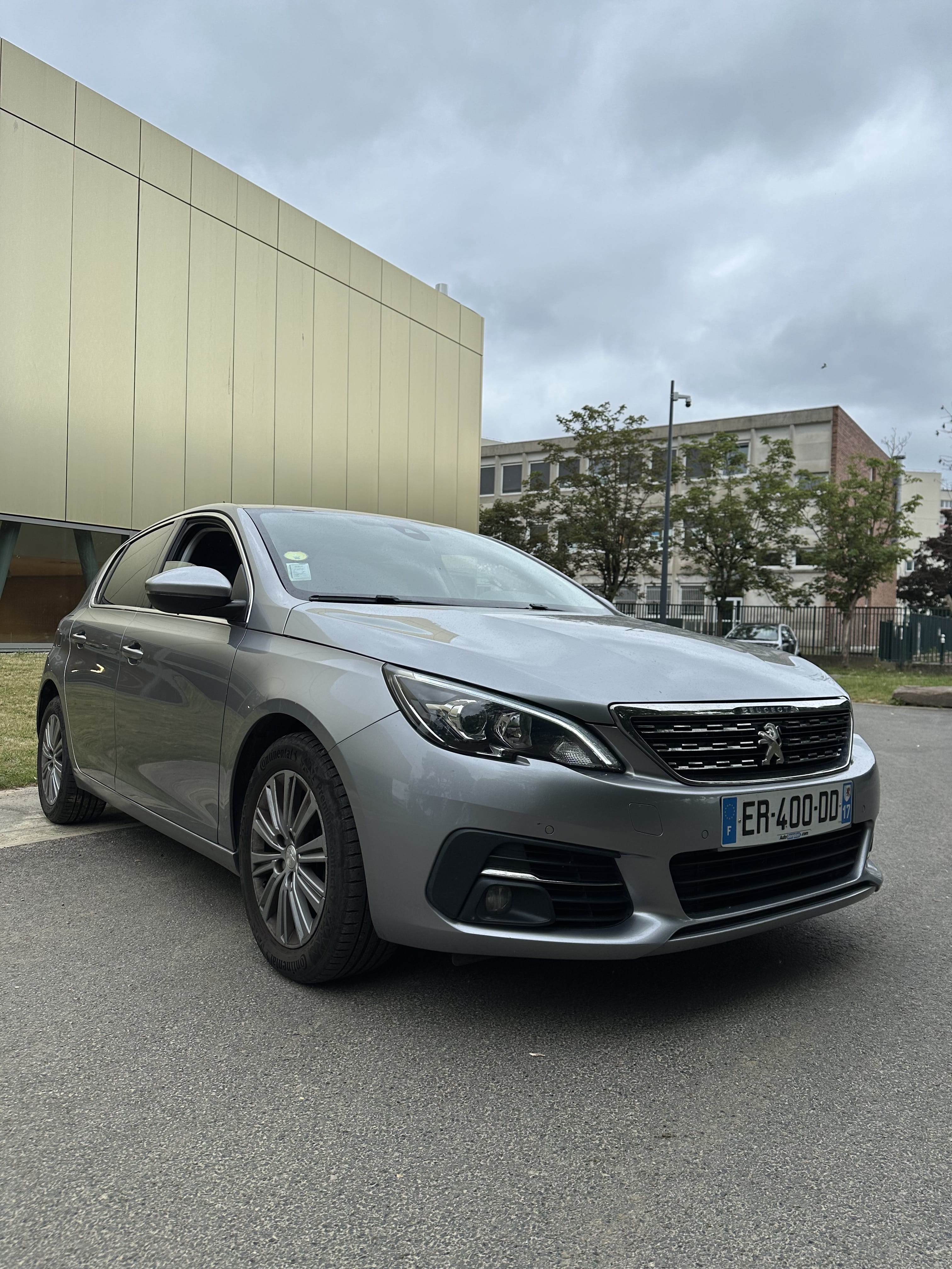 Peugeot 308 avec Climatisation