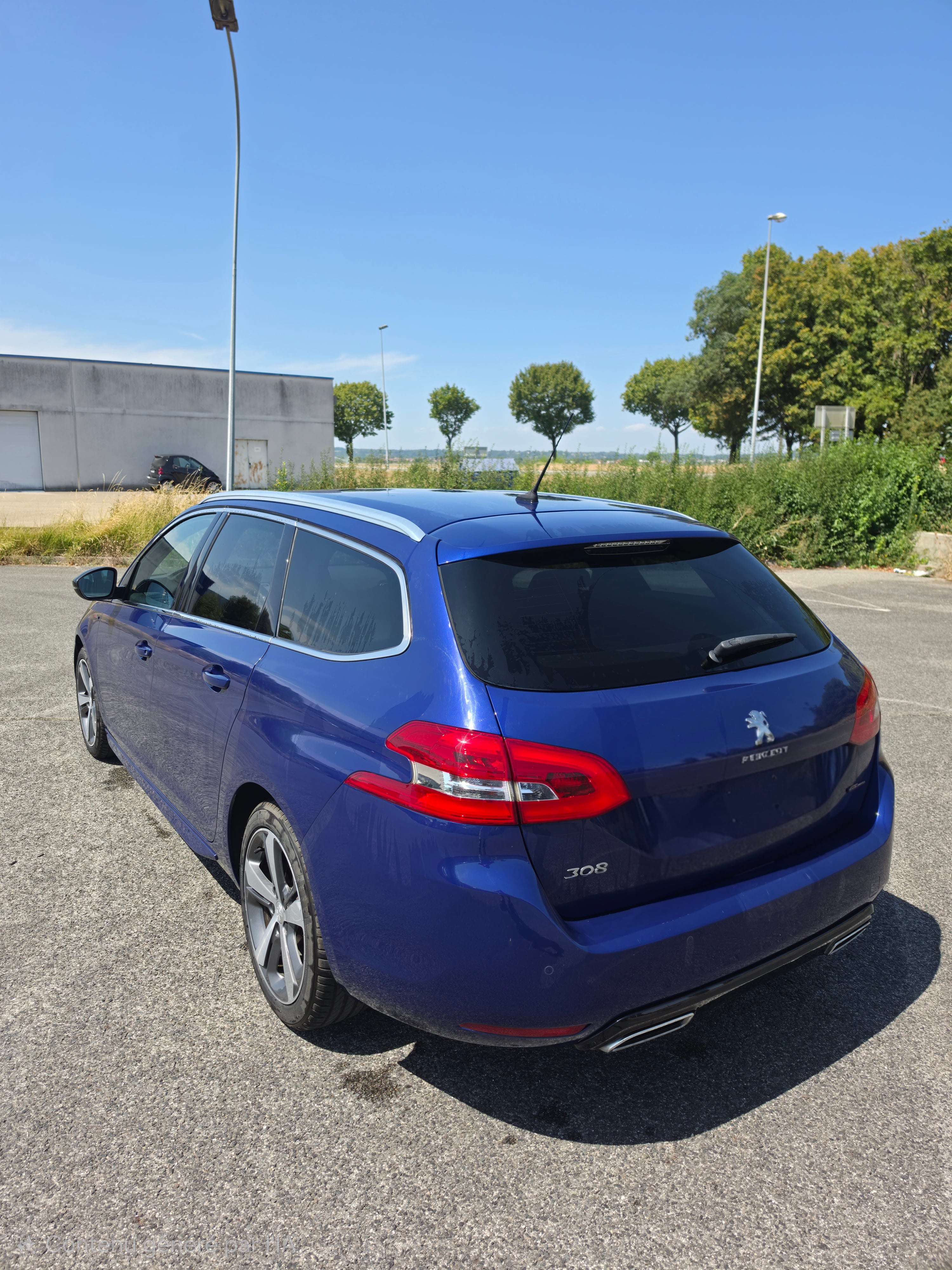Peugeot 308 SW 1.2 Essence 130 avec GPS