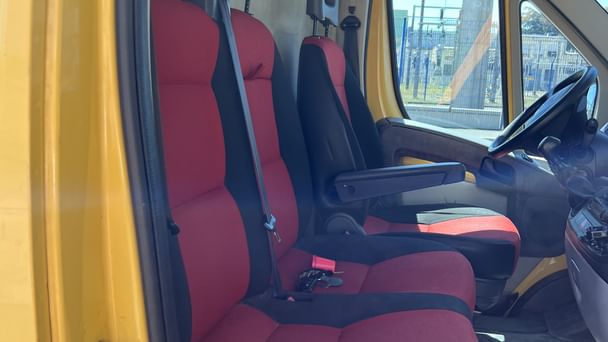 Fiat Ducato avec Hayon / 2 Diables, Sangles et Chariot plateforme