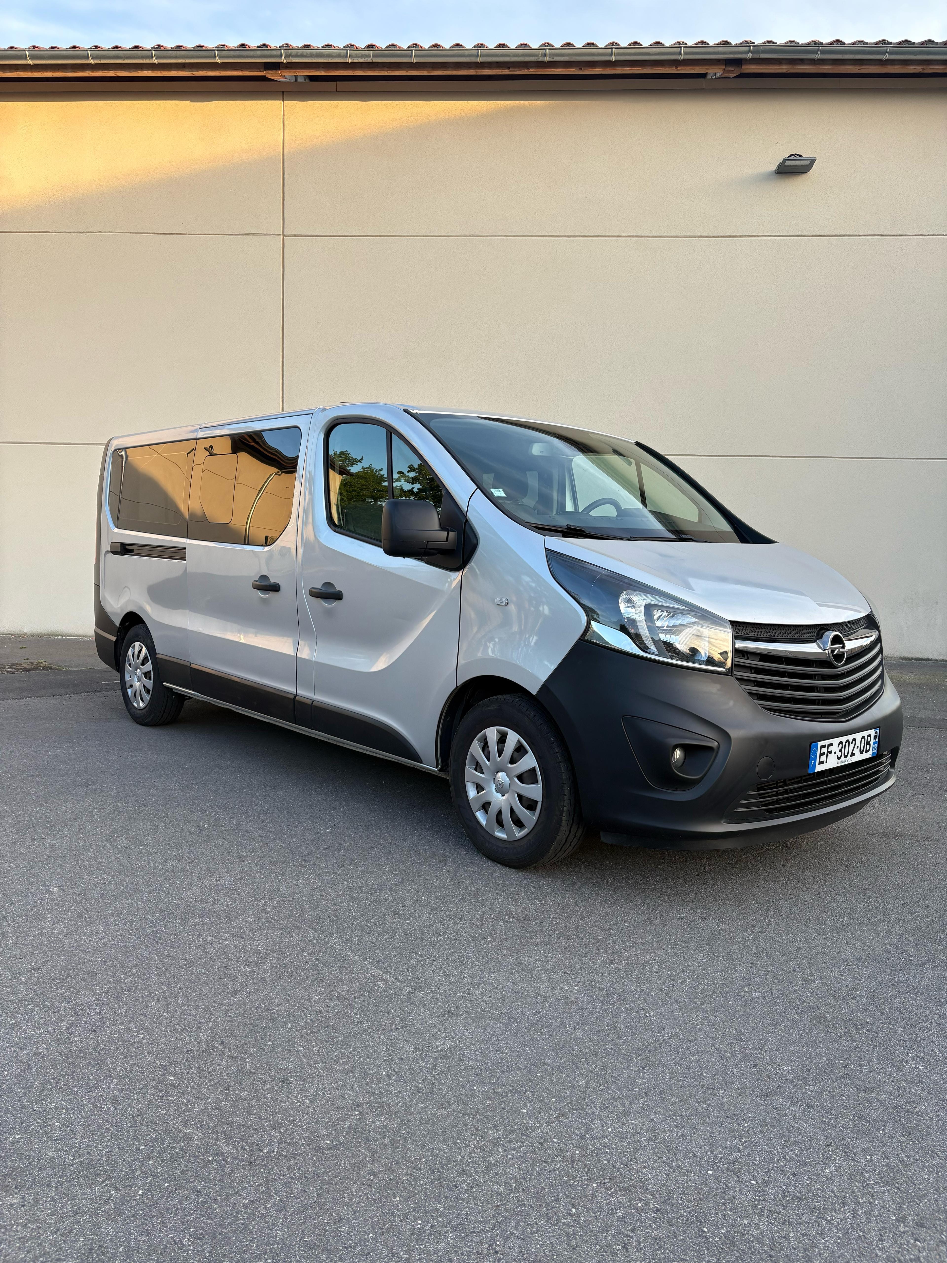 Opel Vivaro Combi avec Régulateur de vitesse