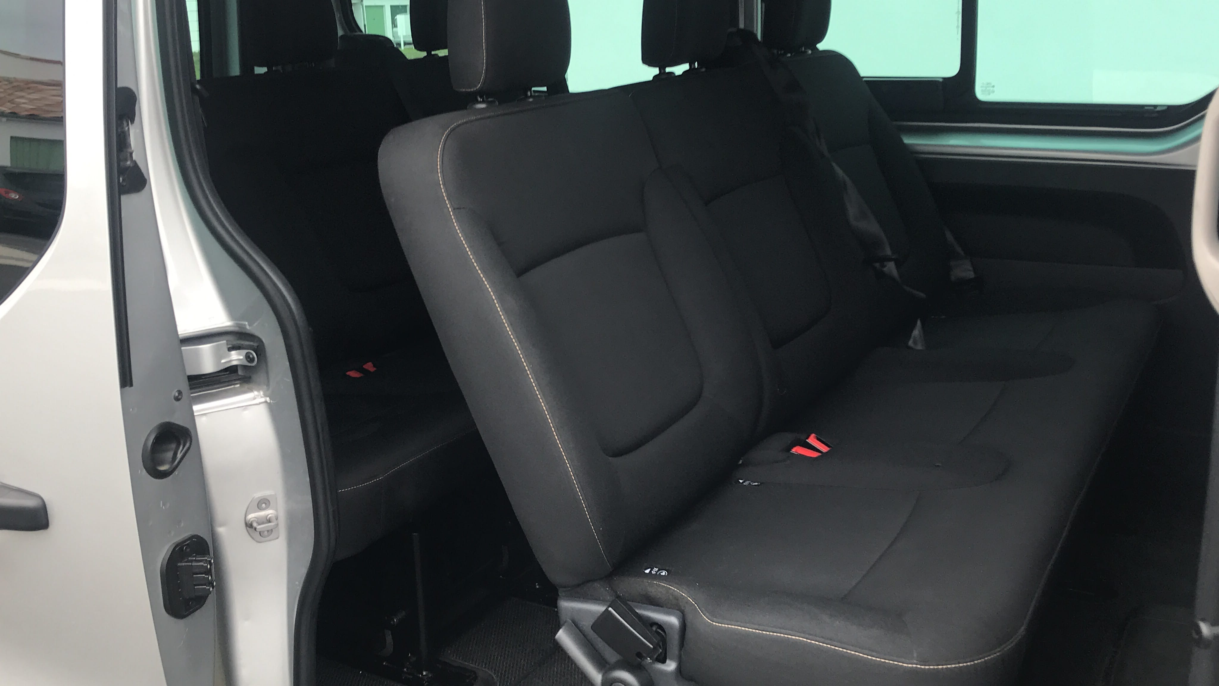 Renault Trafic Passenger avec Siège bébé