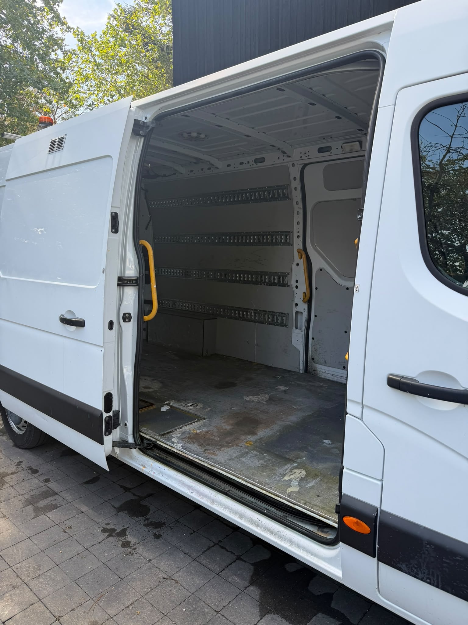 Renault Master avec Port USB