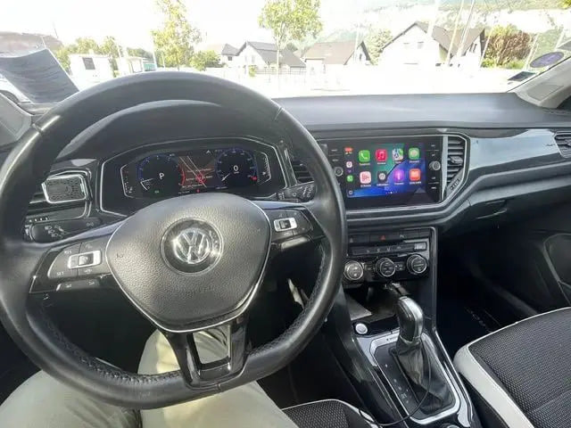 Volkswagen T-Roc avec GPS