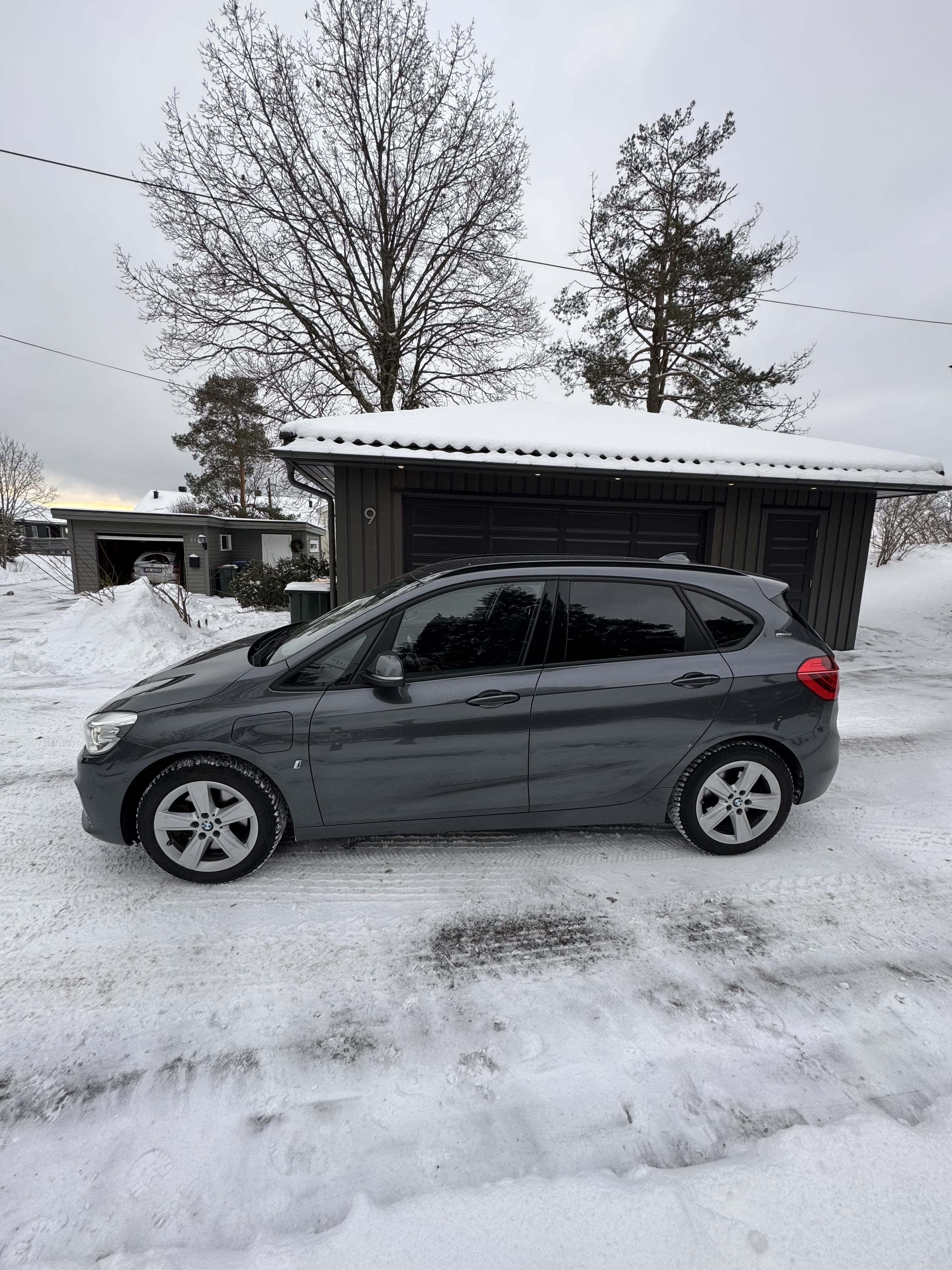 BMW  225xe iPerformance med Aircondition