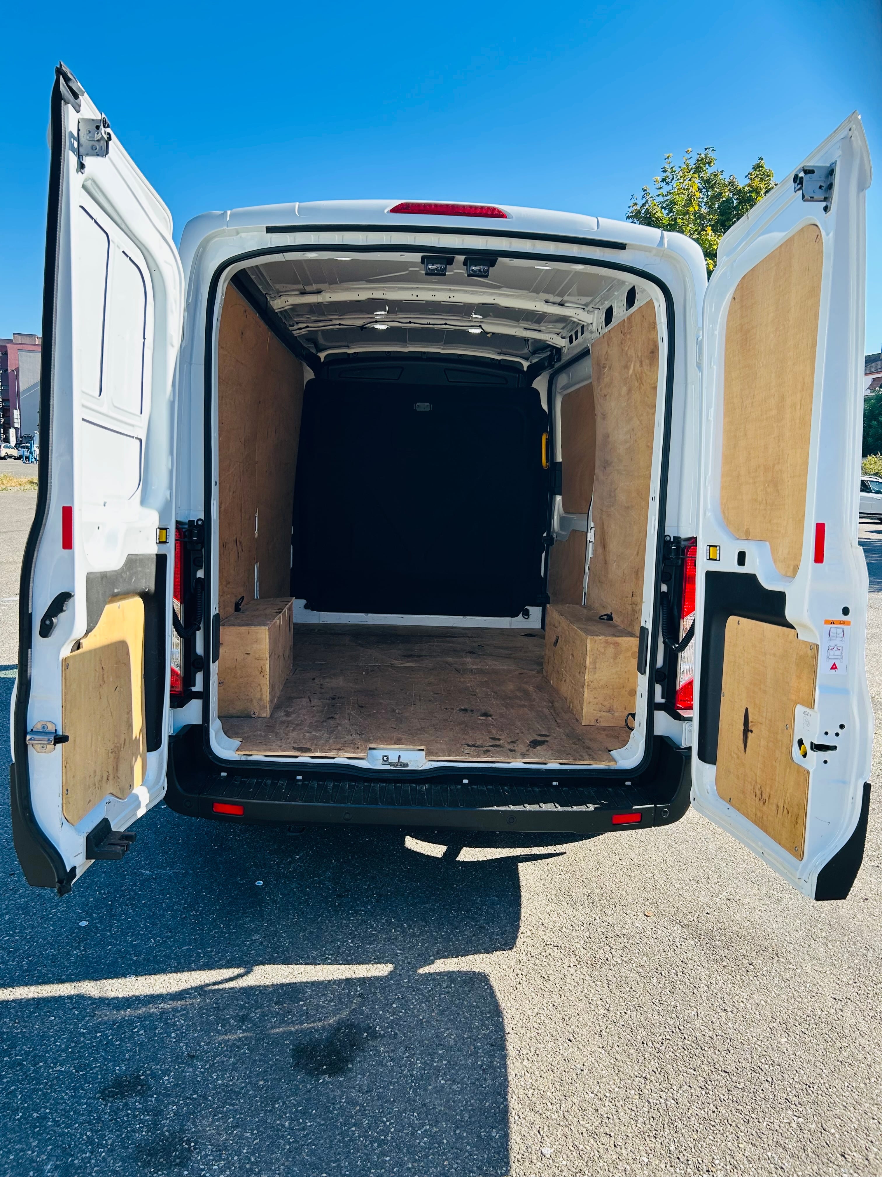 Ford Transit Fourgon avec Audio Bluetooth