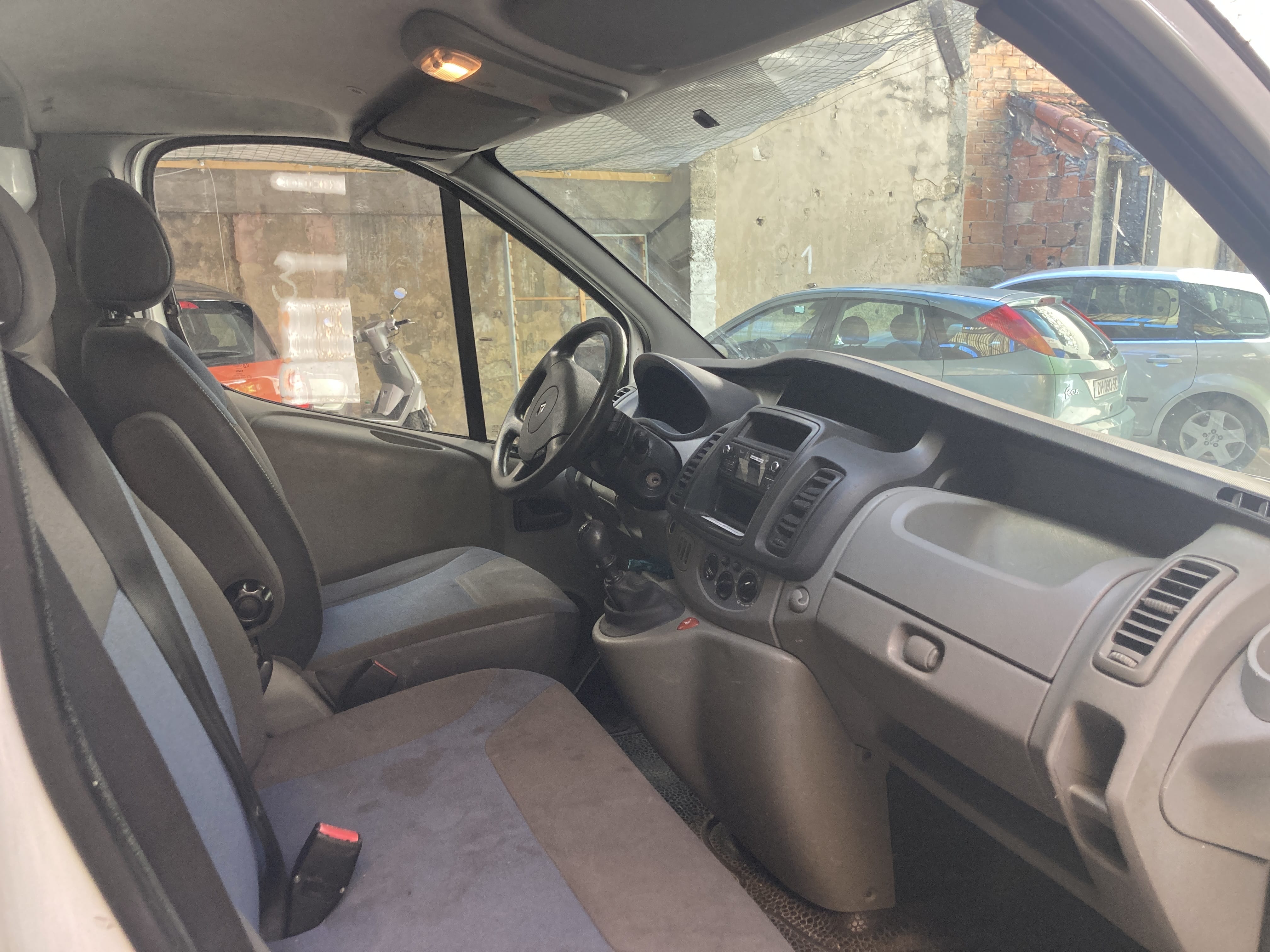 Renault Trafic 2.0 DCI 90ch Régulateur vitesse avec Audio Bluetooth