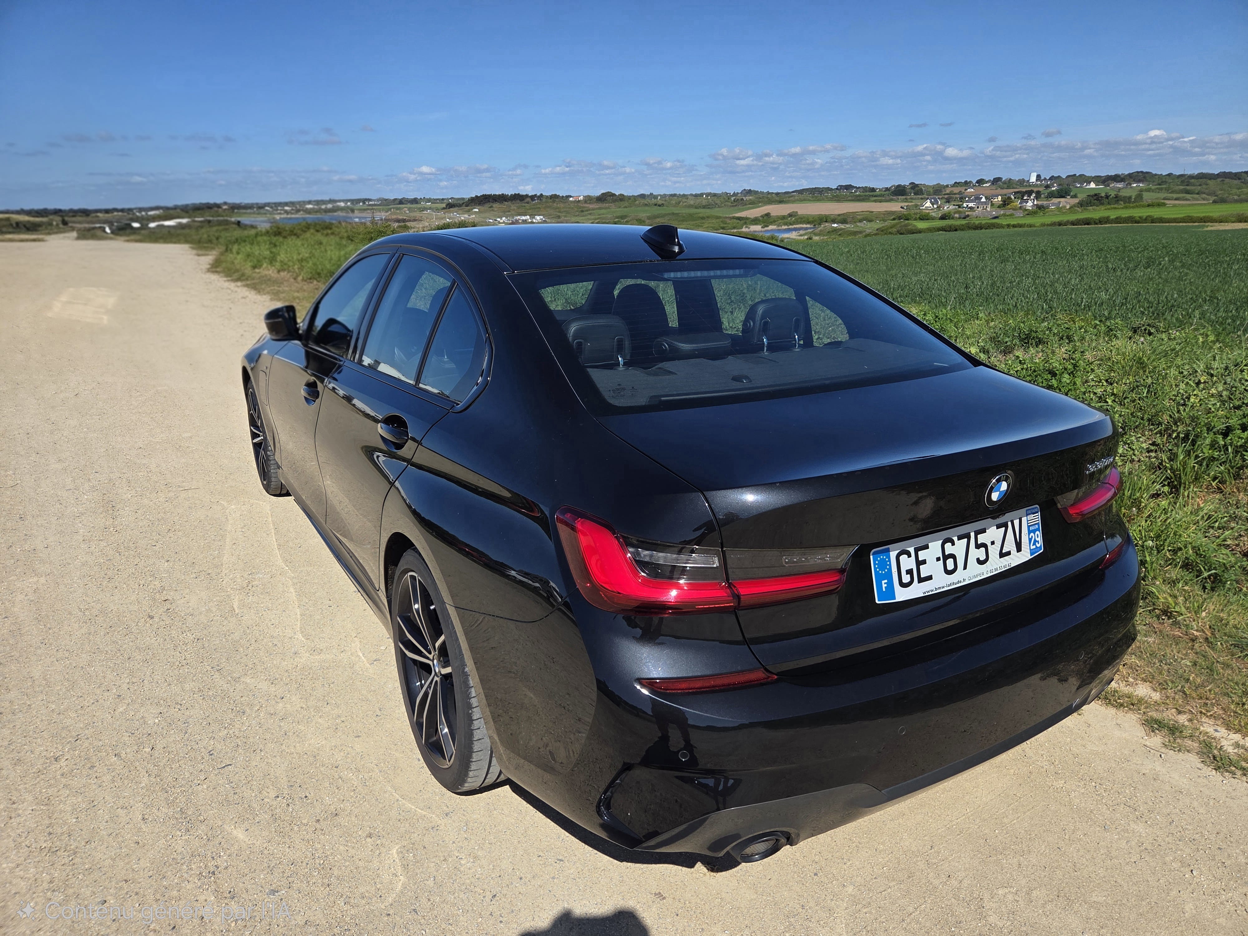 BMW Série 3 330e iPerformance avec Climatisation