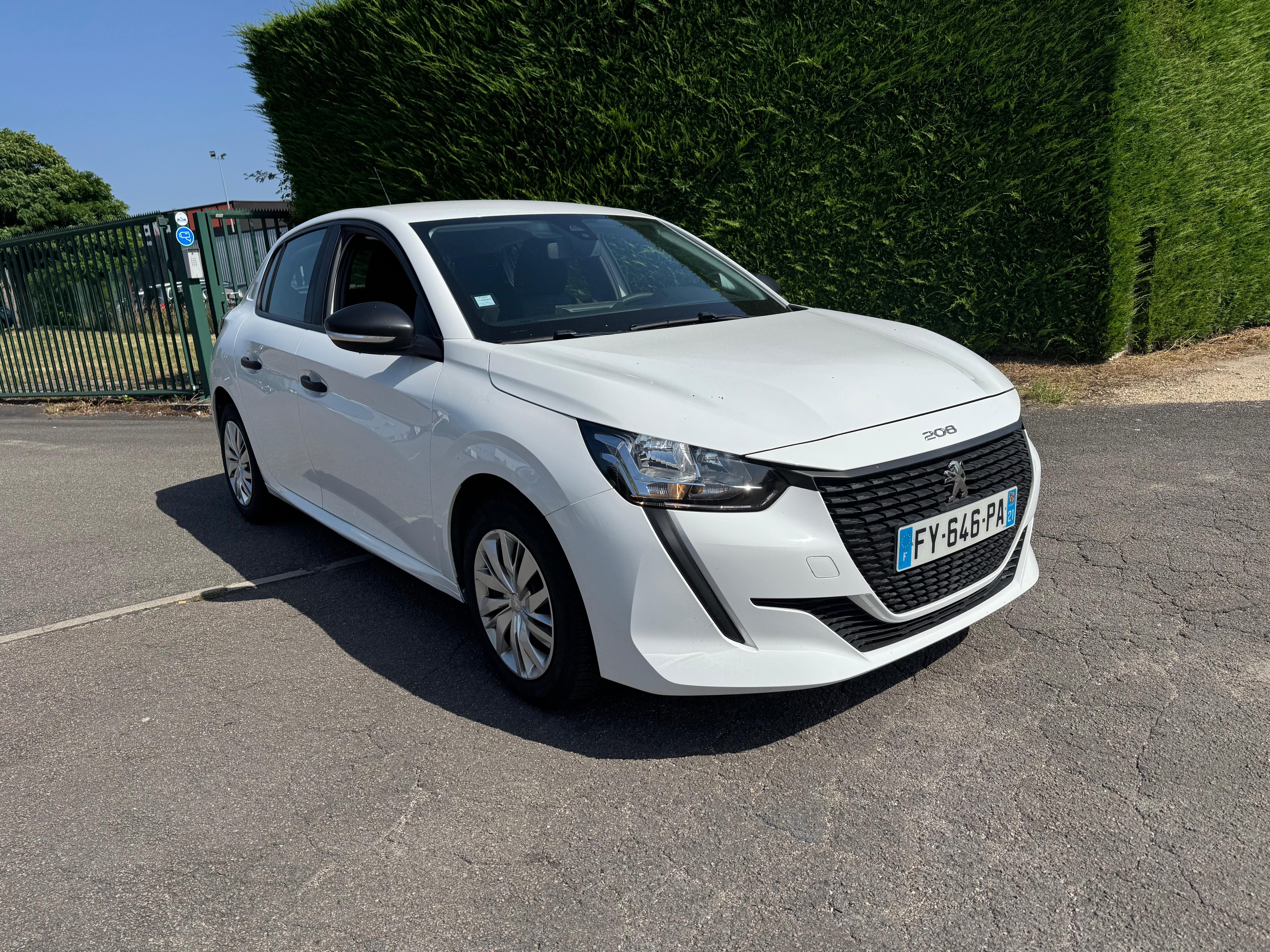 Peugeot 208 Essence 5 portes Clim